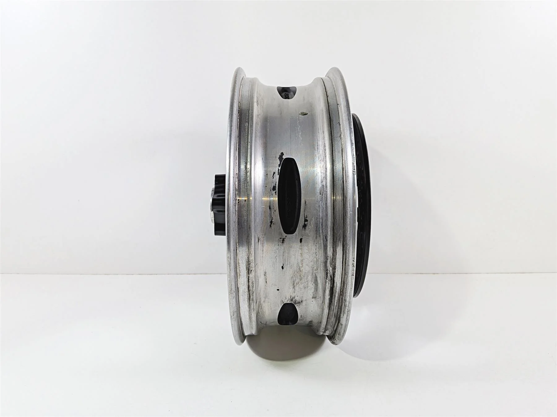 2013 Victory Vision Tour Straight Black Rear Wheel Rim 16x5 1521384 - Image 13