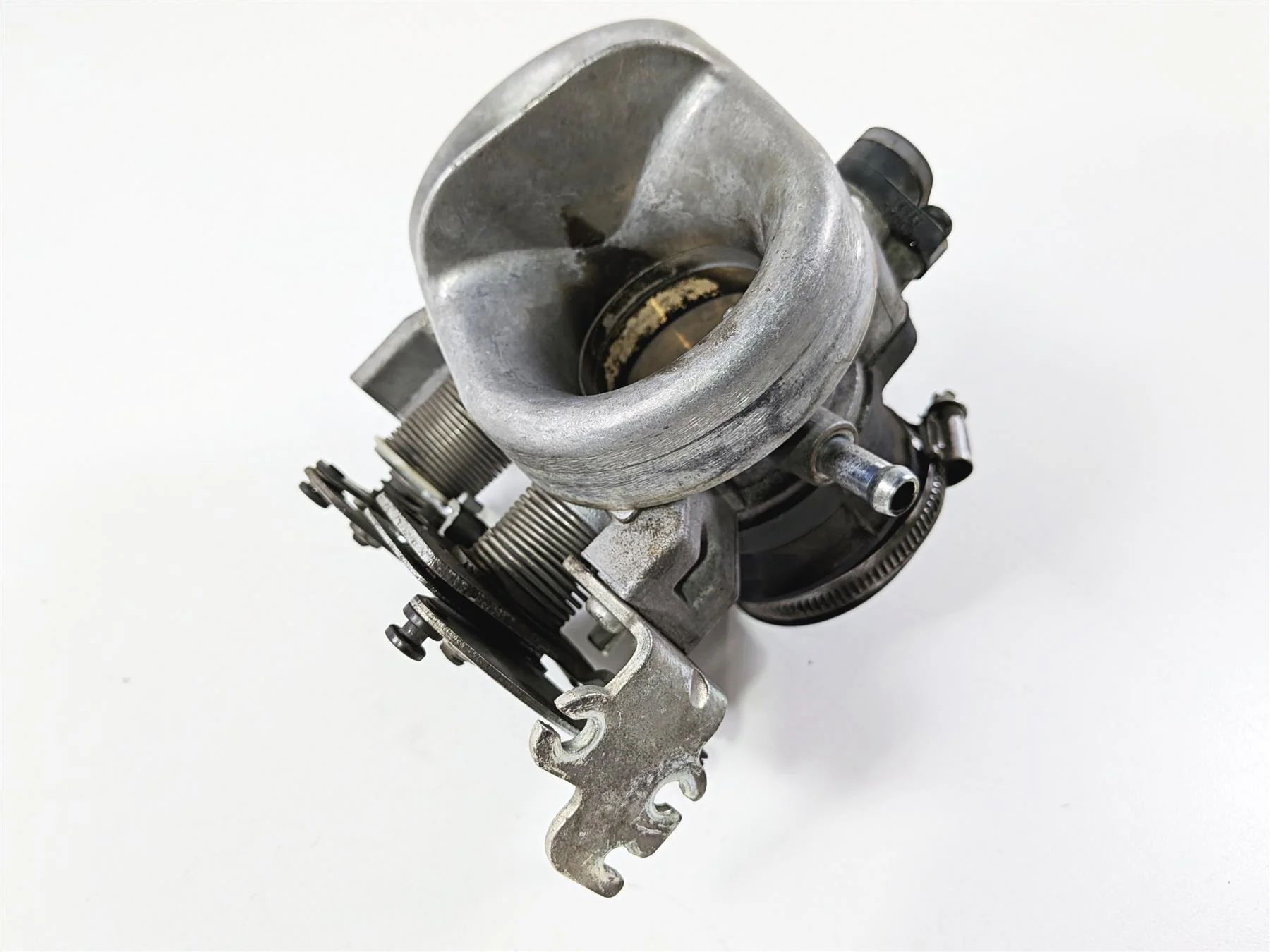 2013 Victory Vision Tour Throttle Body Bodies Fuel Injection 1204320 1205085 - Image 12