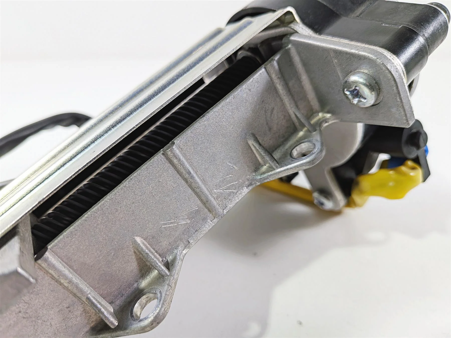 2013 Victory Vision Tour Windshield Adjuster Tilt Motor  4011815 - Image 11