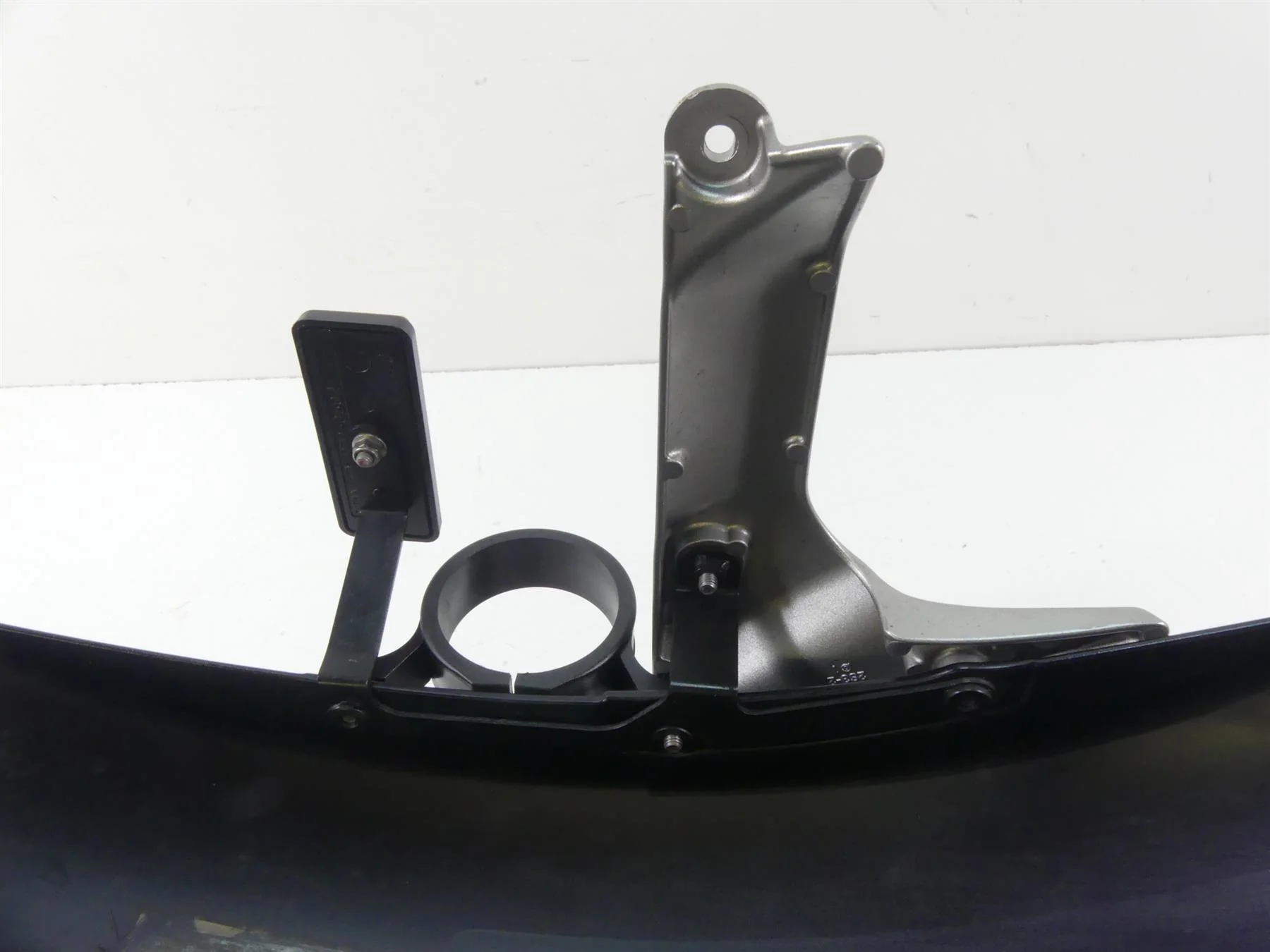 2013 Yamaha VMX17 V-Max 1700 Front Fender Mud Guard - Nice 2S3-21511-00-P4 - Image 9