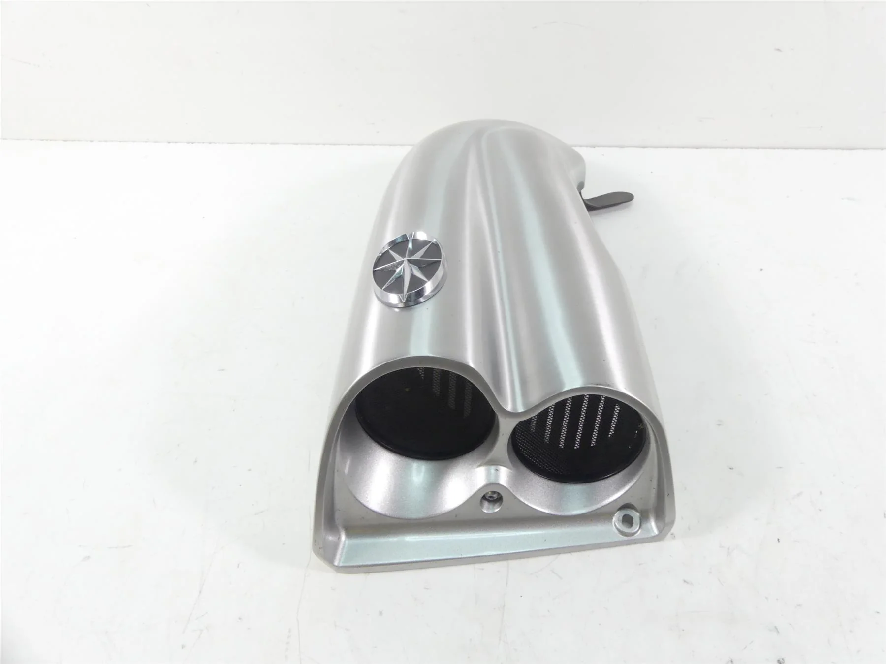 2013 Yamaha VMX17 V-Max 1700 Left Side Air Intake Scoop Ram Cover 2S3-21711-00 - Image 2