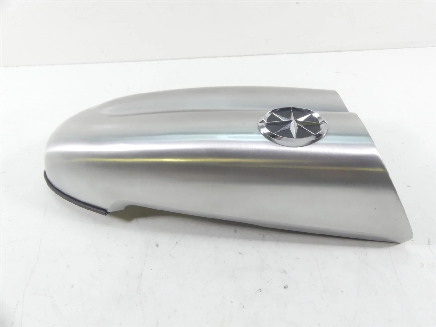 2013 Yamaha VMX17 V-Max 1700 Left Side Air Intake Scoop Ram Cover 2S3-21711-00 - Image 3