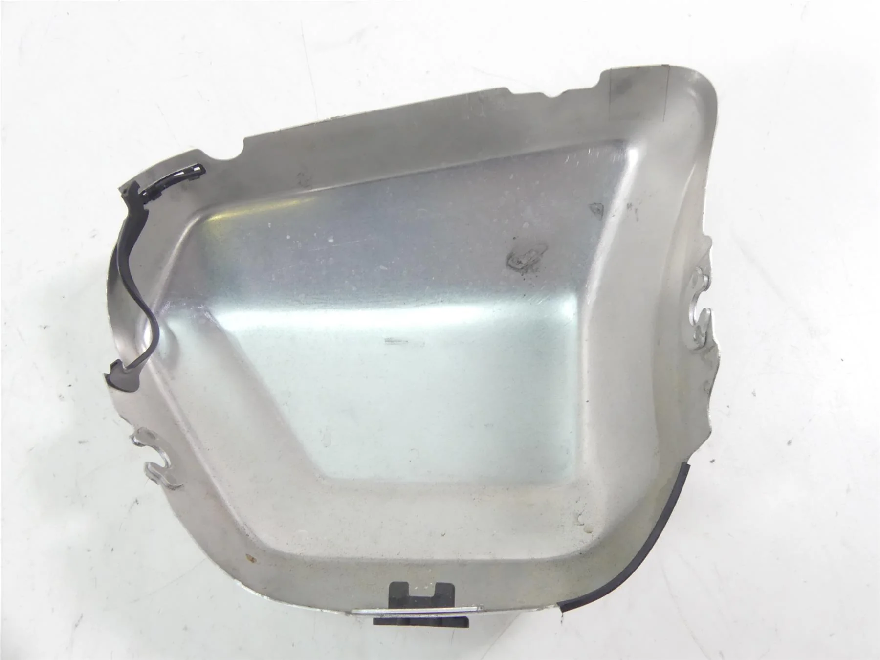 2013 Yamaha VMX17 V-Max 1700 Left Side Cover Fairing & Holder 2S3-21731-10-00 - Image 8