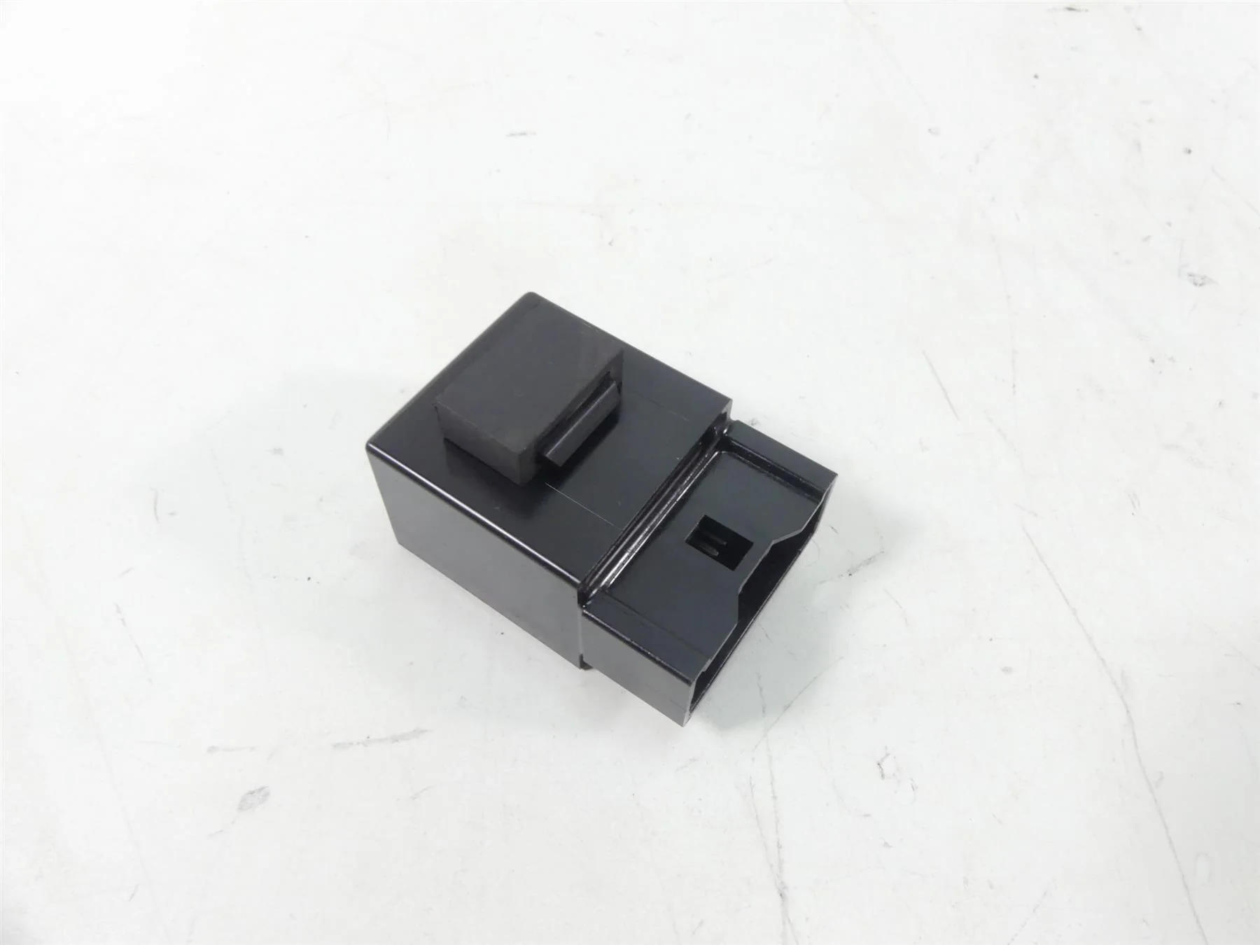 2013 Yamaha VMX17 V-Max 1700 Main Ignition Fuel Relay 5VK-81950-30 - Image 4