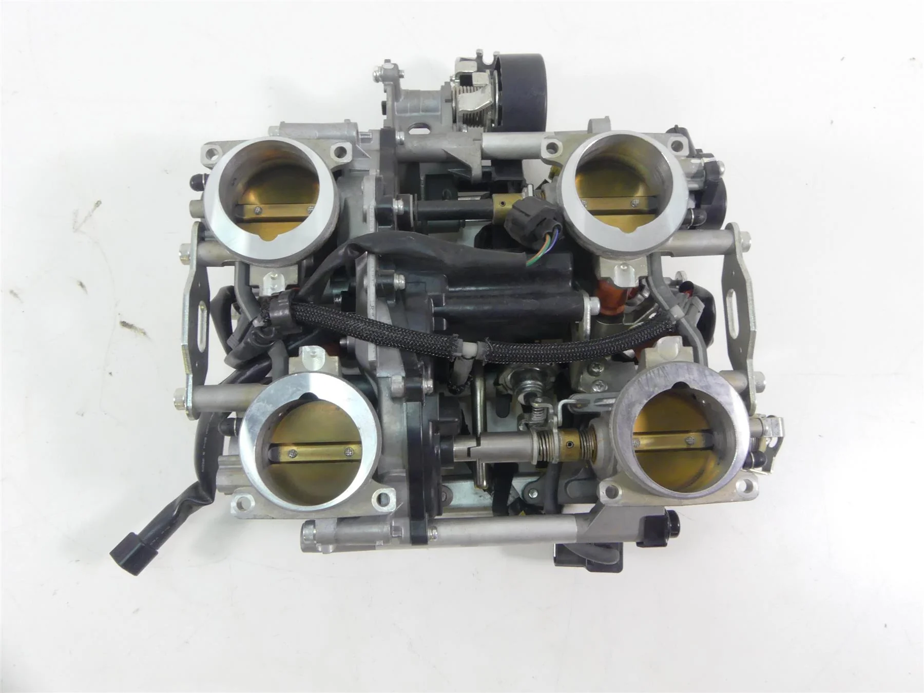 2013 Yamaha VMX17 V-Max 1700 Mikuni Throttle Body Bodies Set 2S3-13750-00-00 - Image 3