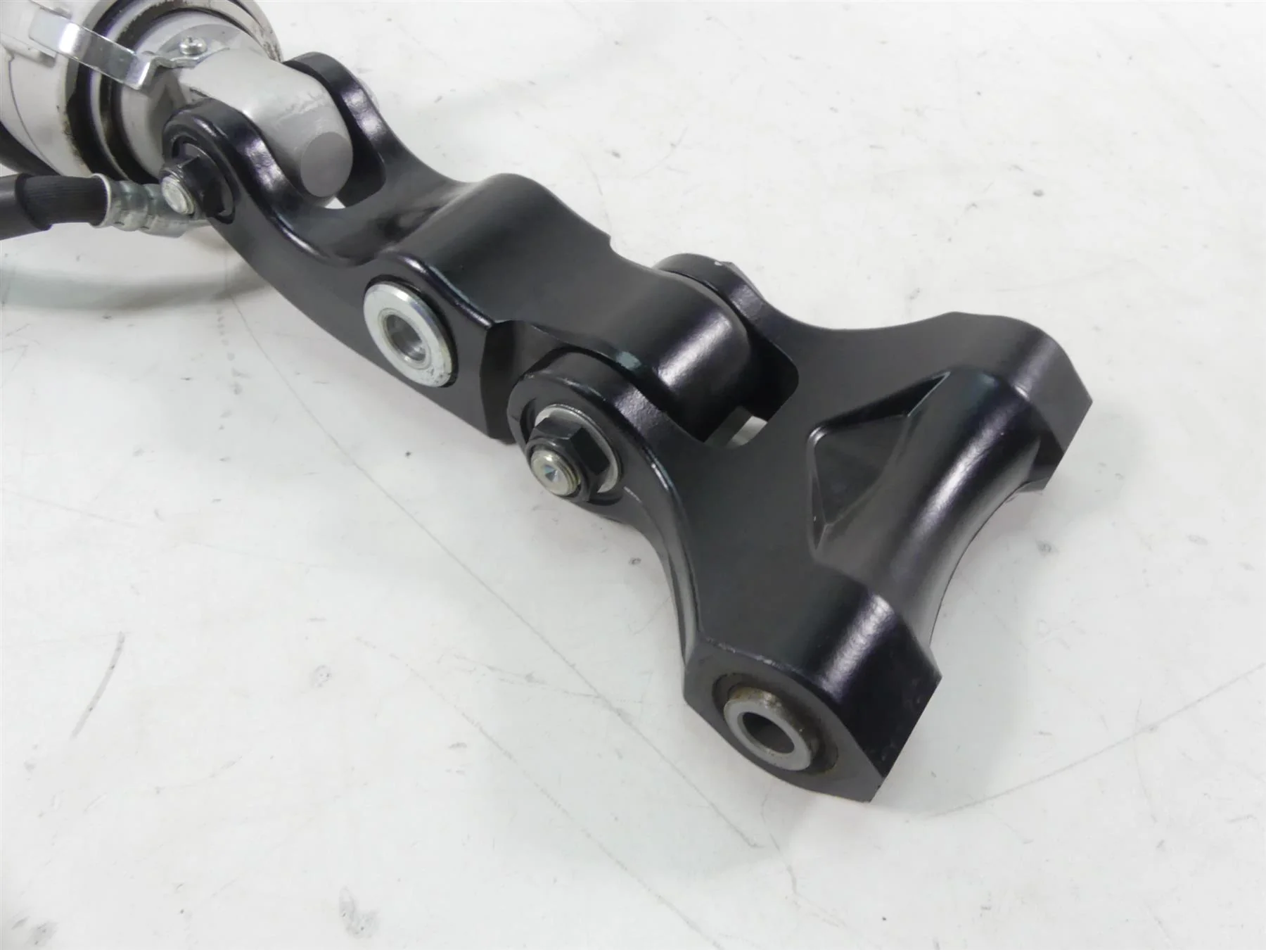 2013 Yamaha VMX17 V-Max 1700 Straight Rear Suspension Shock Damper 2S3-22210-00 - Image 10