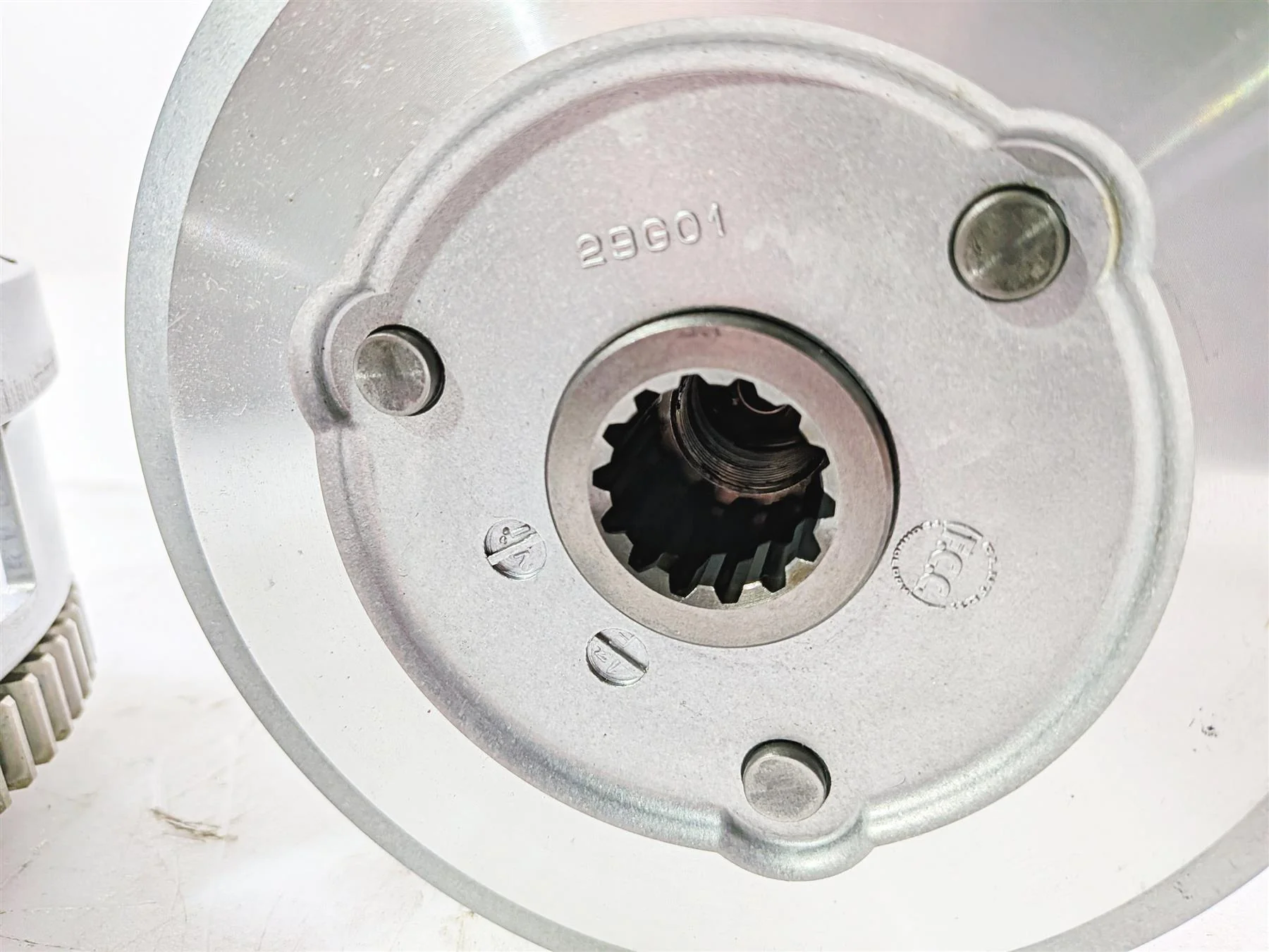 2014 Aprilia RSV4 RR Factory Clutch Basket & Pressure Plate With Springs 893773 - Image 5