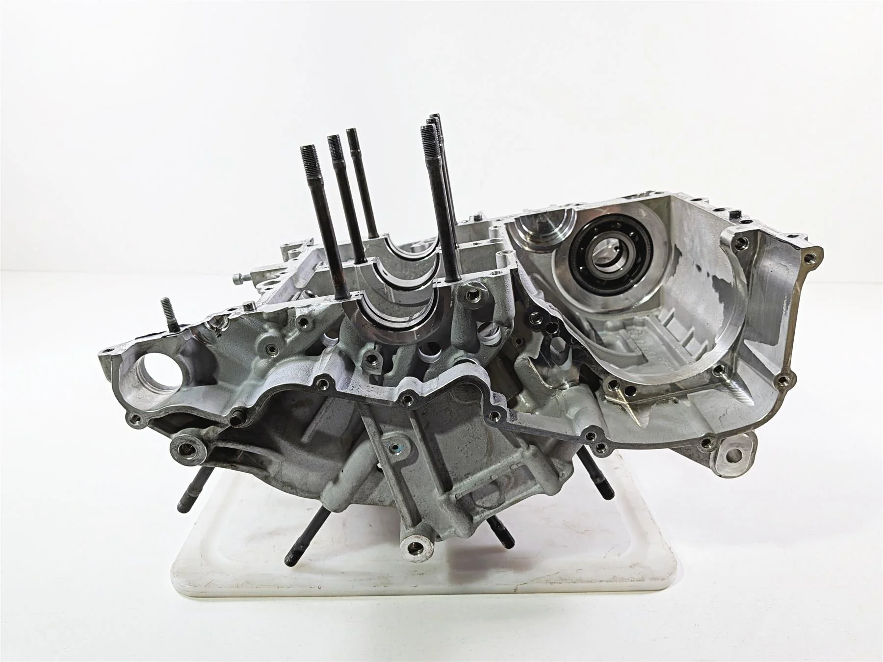 2014 Aprilia RSV4 RR Factory Engine Crankcase Crank Case Jug Set 2A000674 - Image 6