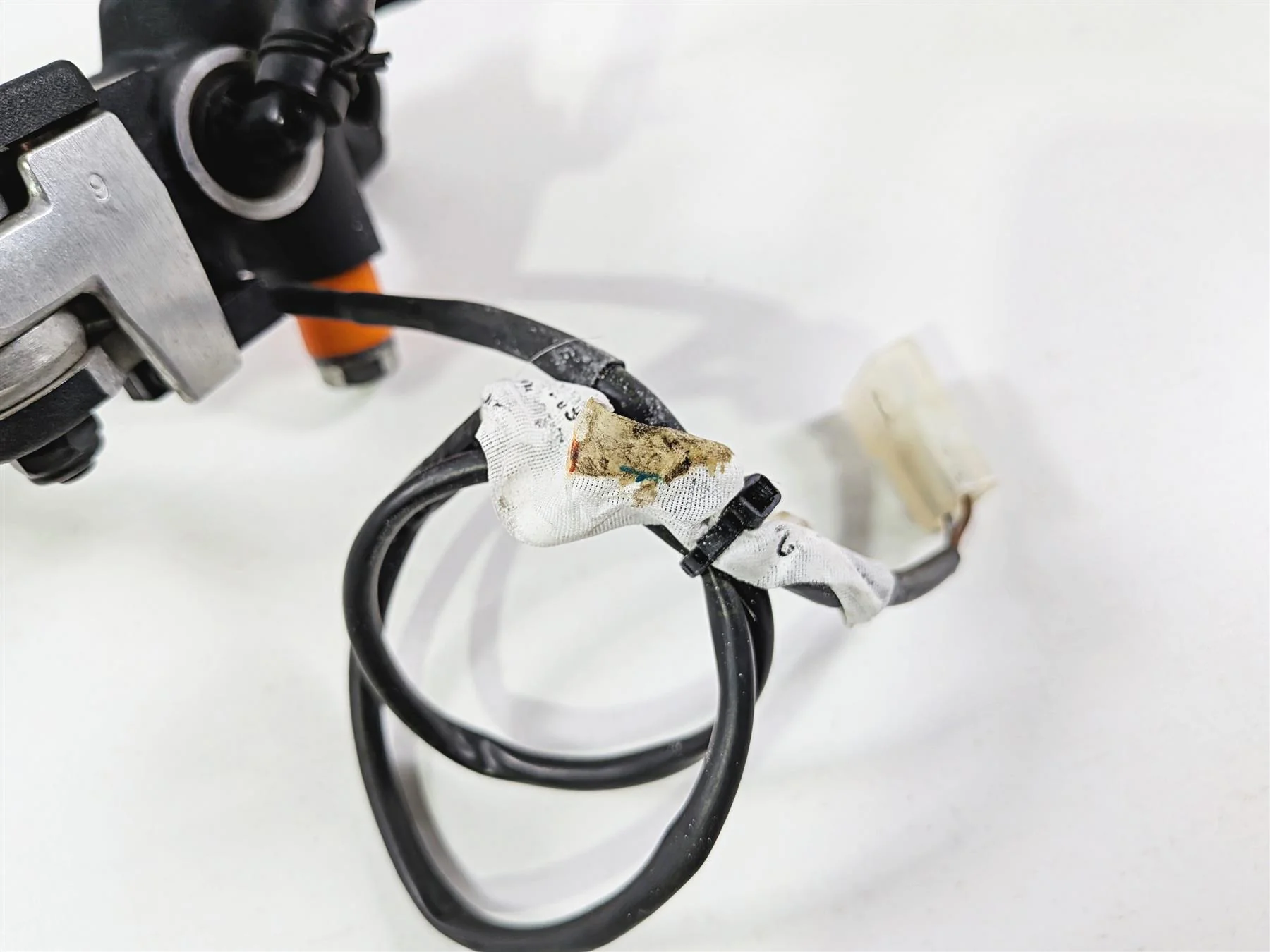 2014 Aprilia RSV4 RR Factory Front Brembo Radial Brake Master Cylinder B044584 - Image 10