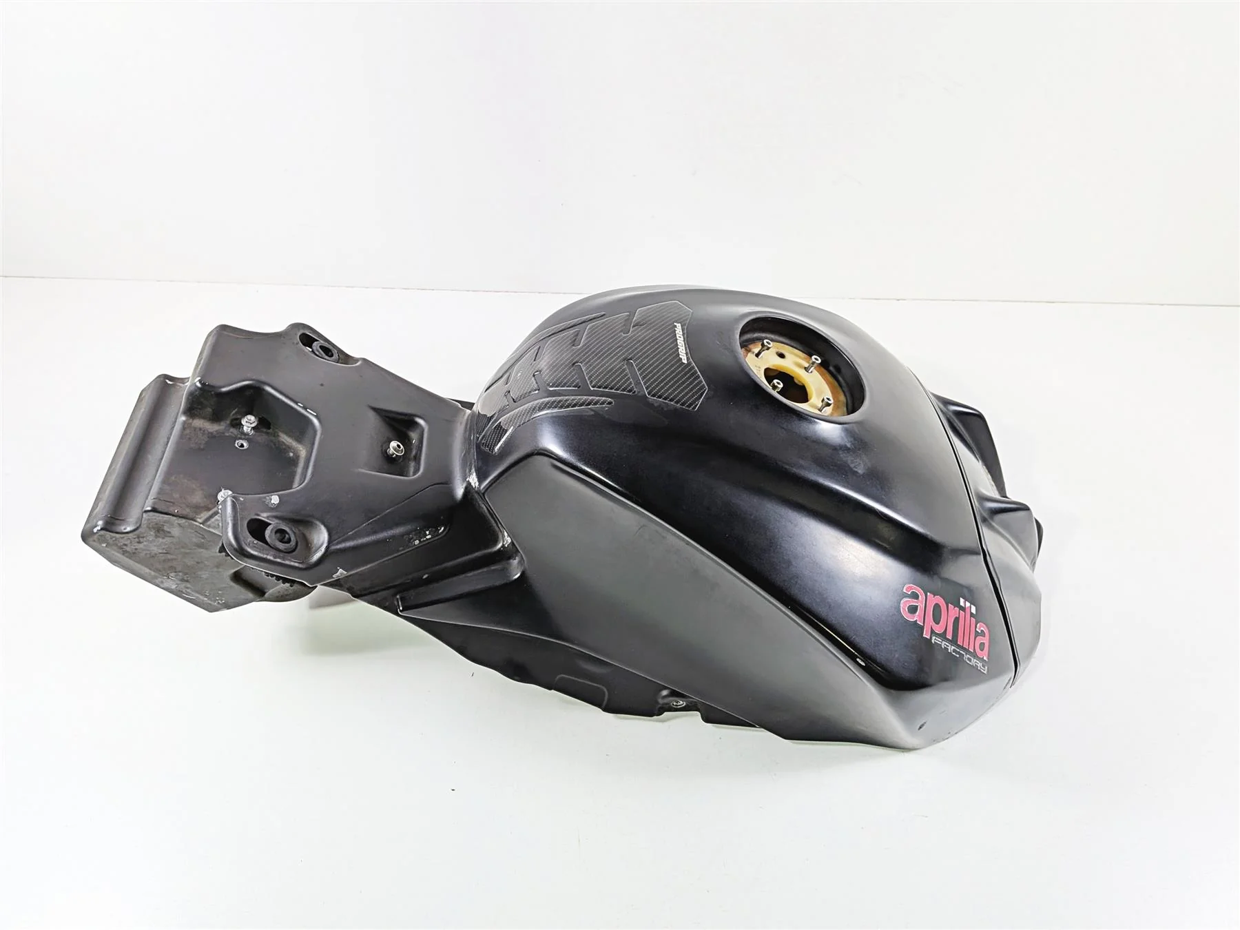 2014 Aprilia RSV4 RR Factory Fuel Gas Petrol Tank & Front Cover B045343 - Image 2