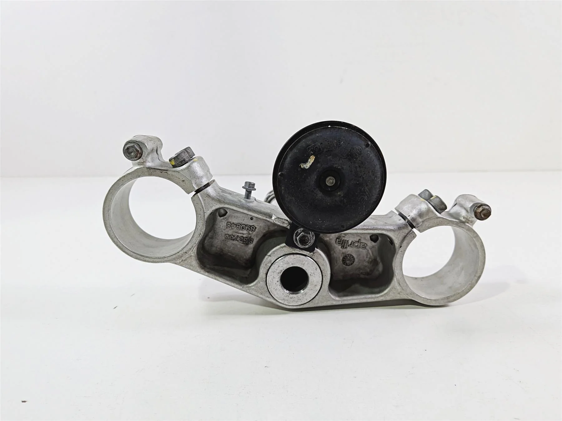 2014 Aprilia RSV4 RR Factory Lower Triple Tree Steering Clamp Ohlins 890848 - Image 3
