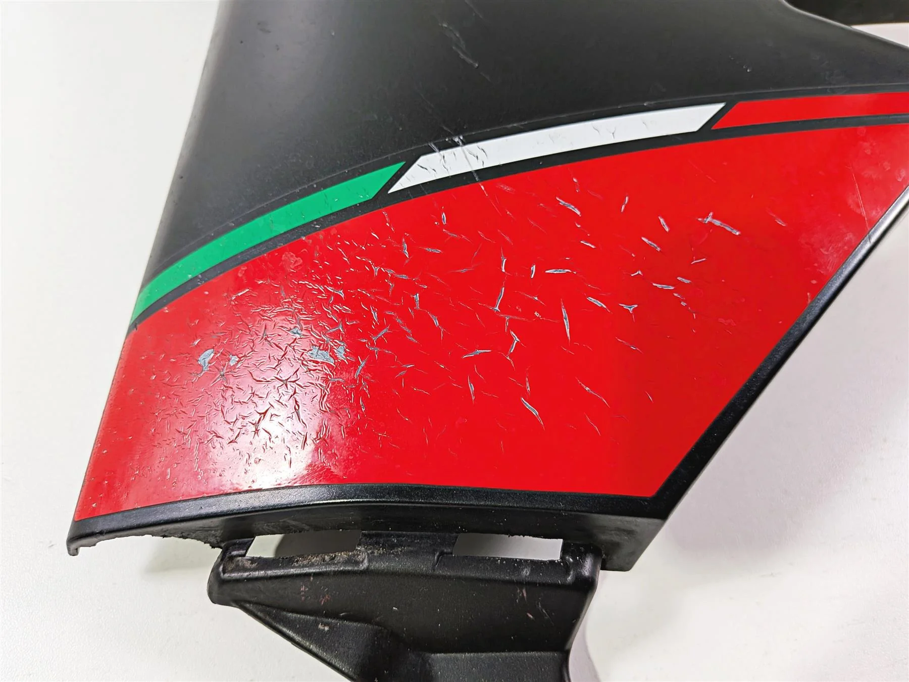 2014 Aprilia RSV4 RR Factory Main Upper Left Side Cover Fairing B043469 897363 - Image 10