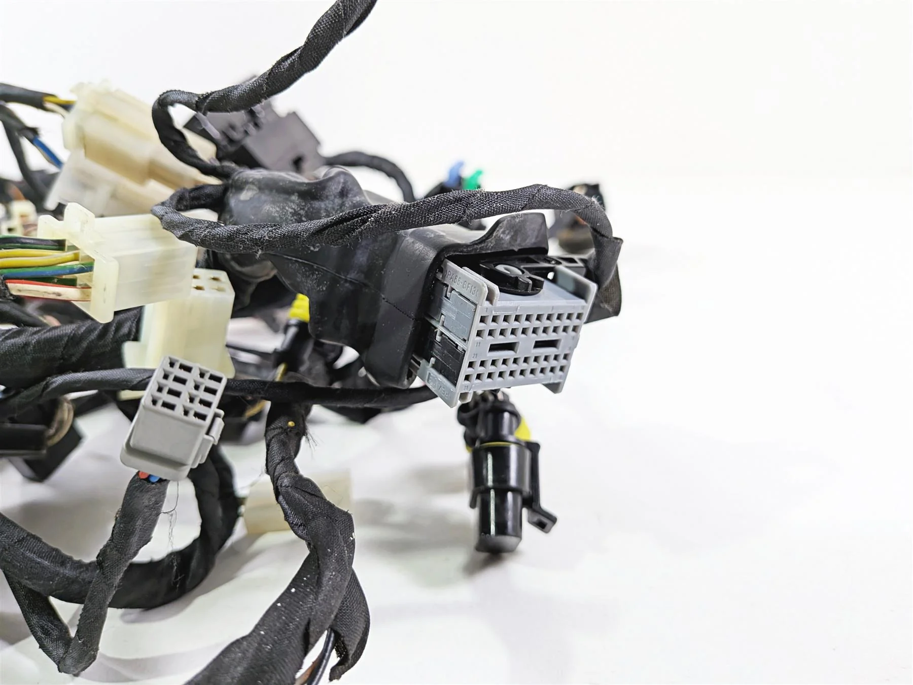 2014 Aprilia RSV4 RR Factory Main Wiring Harness Loom - No Cuts 2D000061 - Image 12