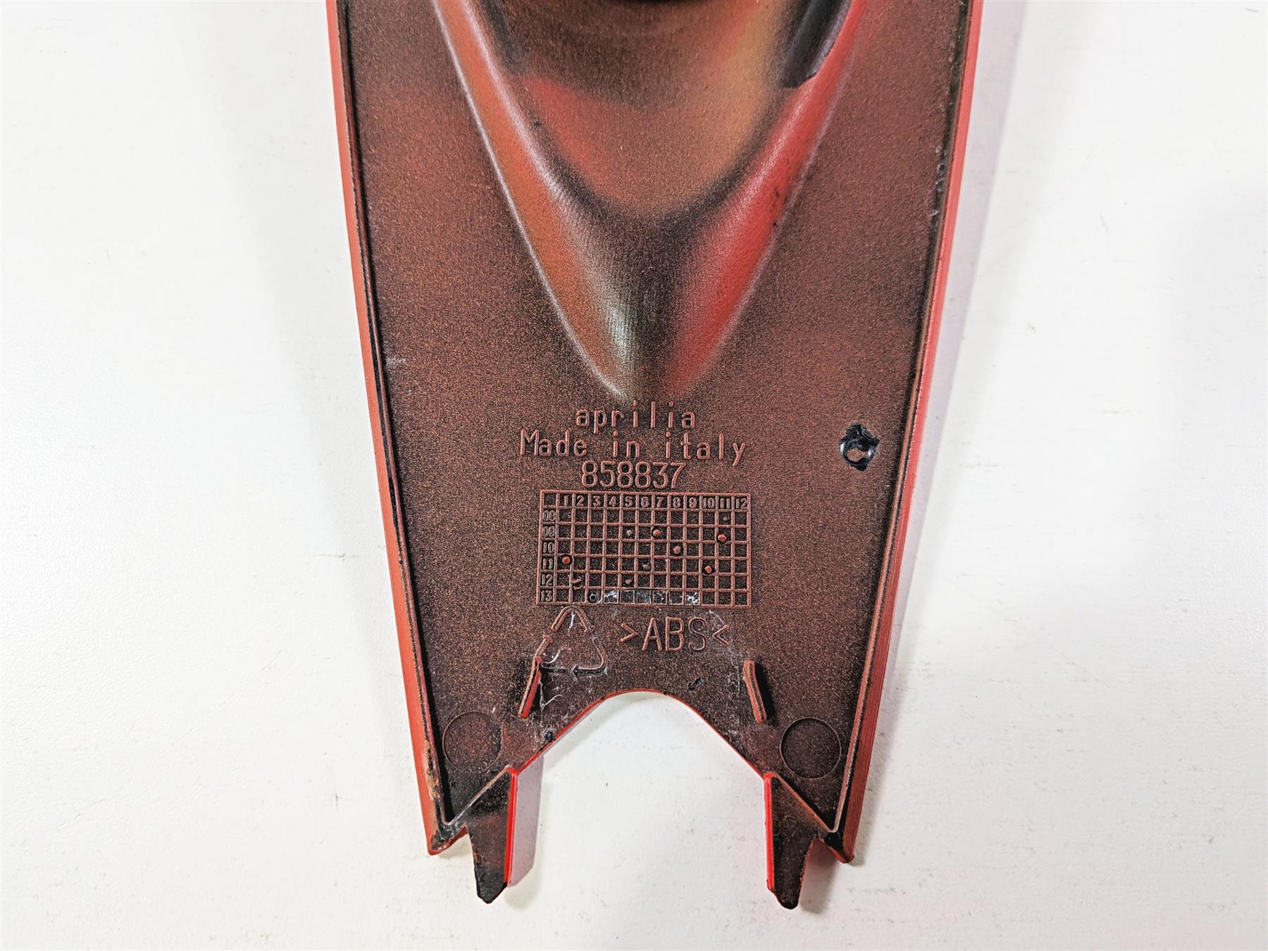 2014 Aprilia RSV4 RR Factory Passenger Seat Cowl Cover Fairing 858837 - Image 8