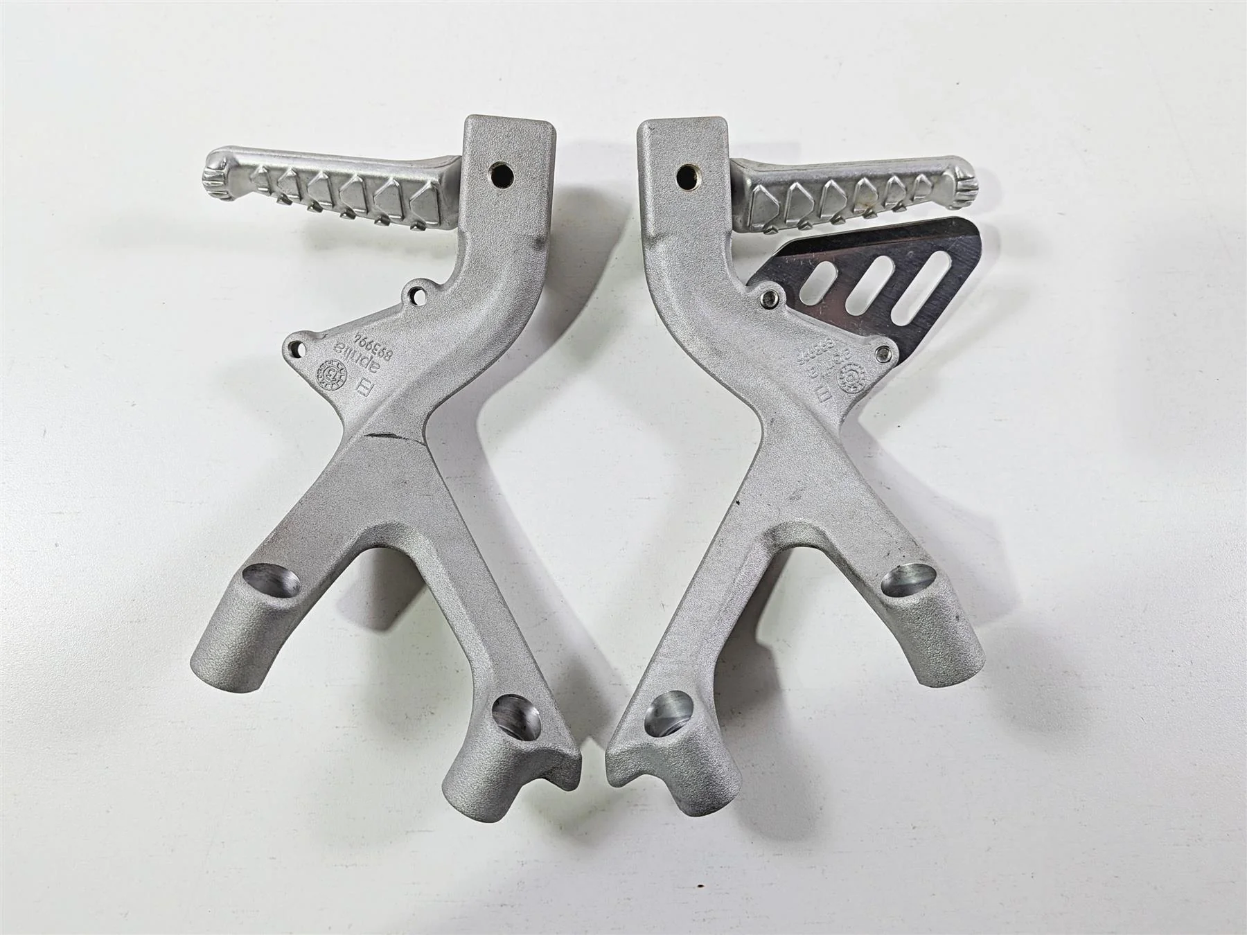 2014 Aprilia RSV4 RR Factory Rear Passenger Foot Peg Rest Set 893996 893997 - Image 11