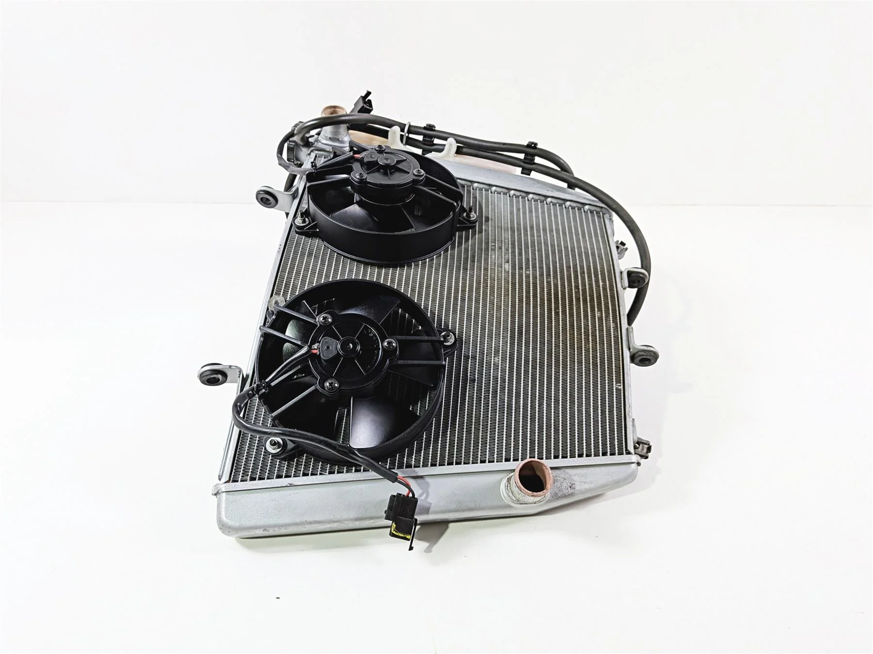 2014 Aprilia RSV4 RR Factory Straight Radiator Fan Reservoir No Leaks B045753 - Image 4