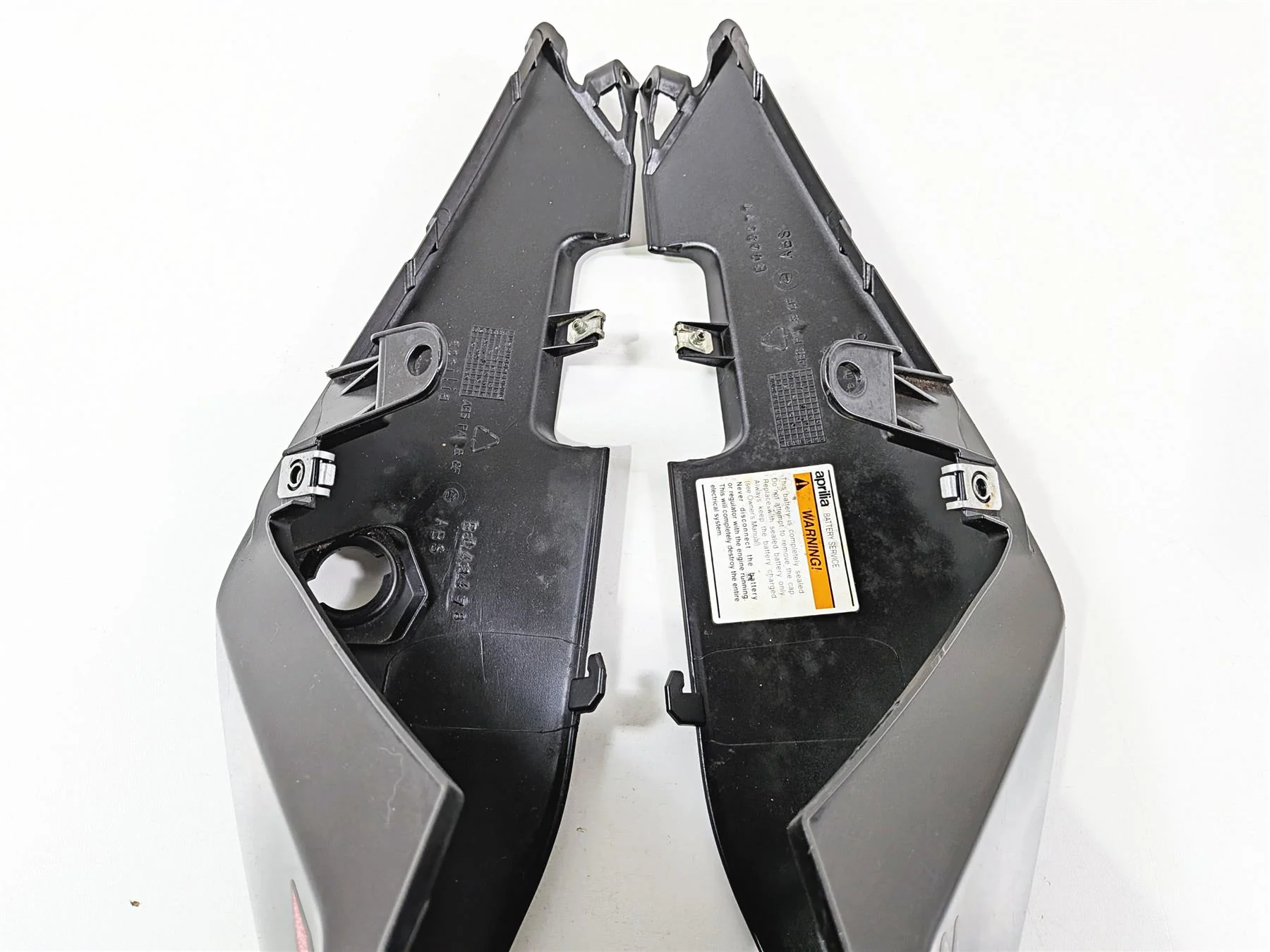 2014 Aprilia RSV4 RR Factory Tail Side Cover Fairing Set 858847 858835 - Image 12