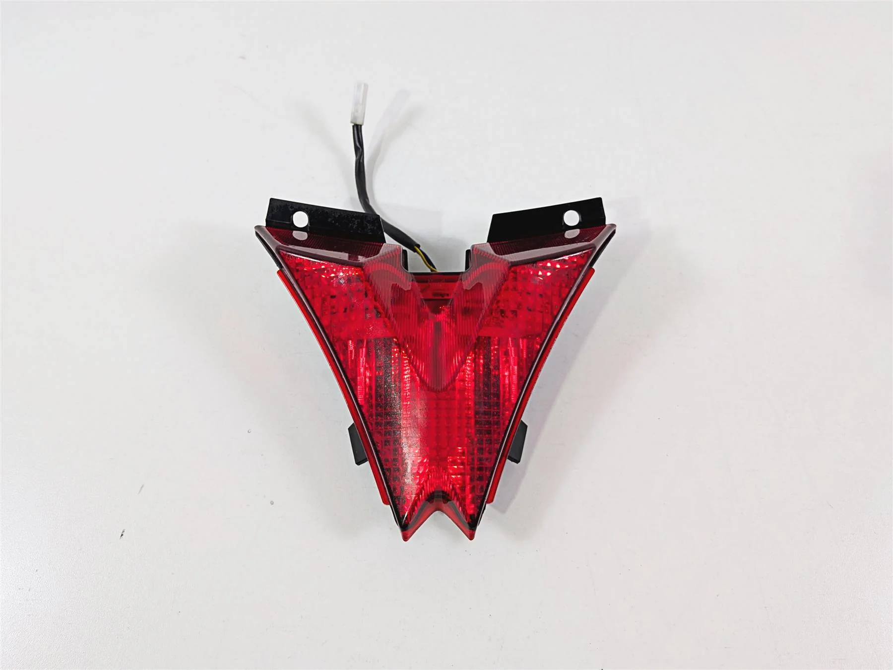2014 Aprilia RSV4 RR Factory Taillight Tail Stop Brake Light 858730 - Image 2