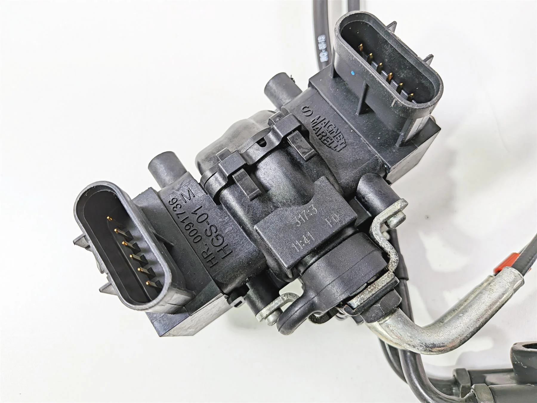 2014 Aprilia RSV4 RR Factory Throttle & Acceleration Position Sensor B044414 - Image 5