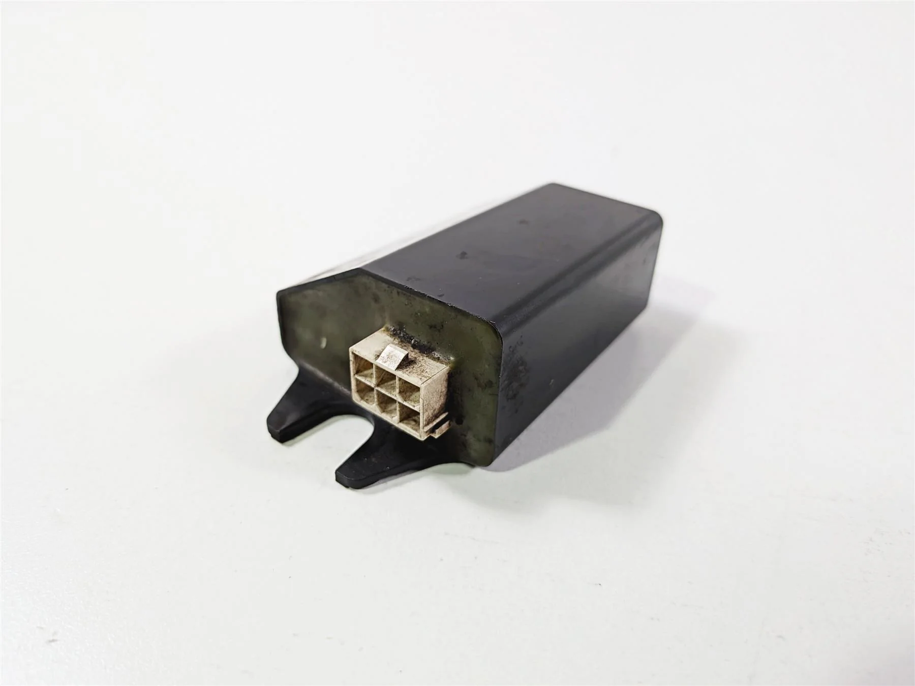 2014 Aprilia RSV4 RR Factory Variable Duct Velocity Stack Control Module  890932 - Image 9