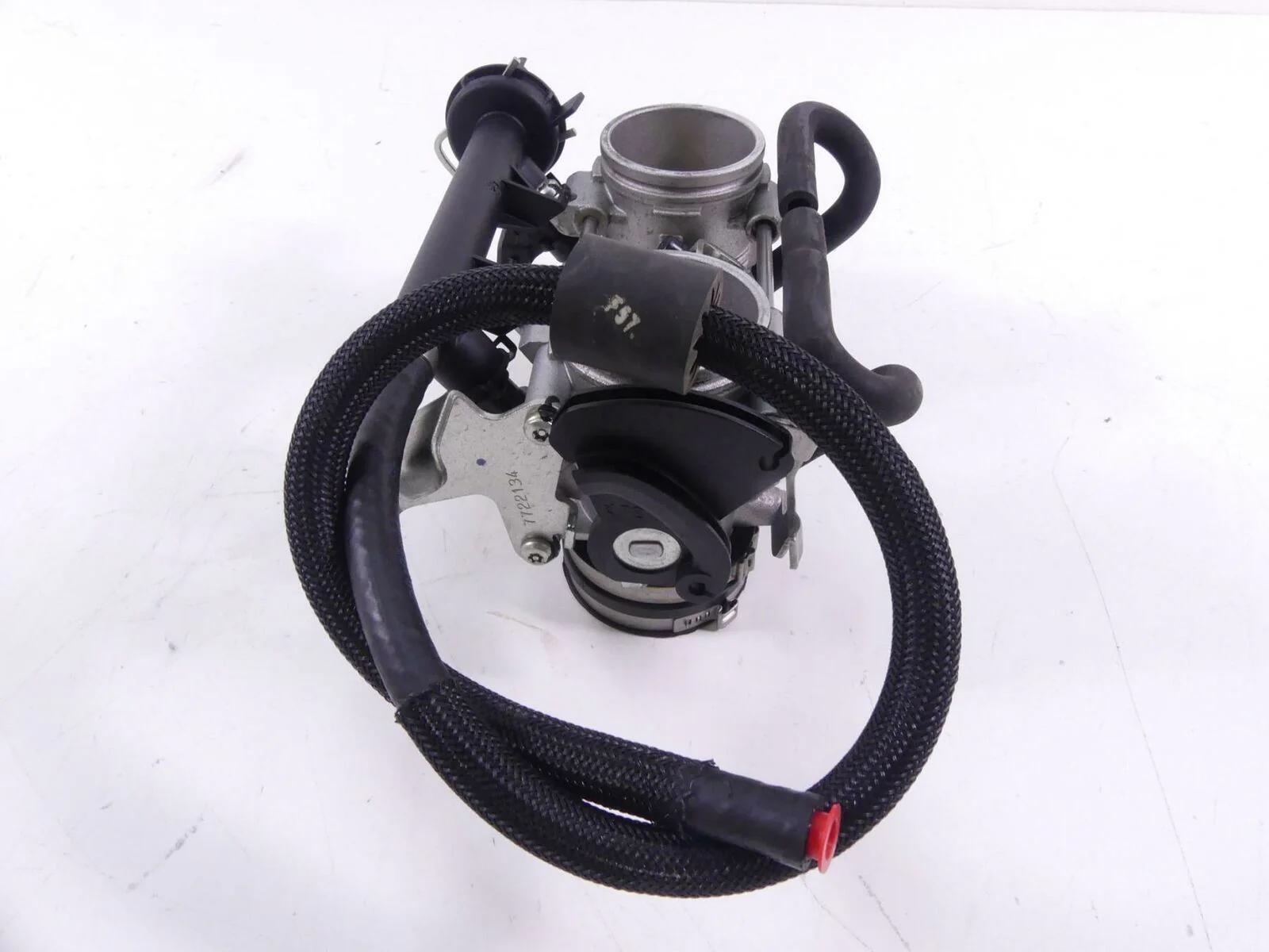 2014 BMW F800 GS K72 Throttle Body Fuel Injection Set 13548520781 - Image 2