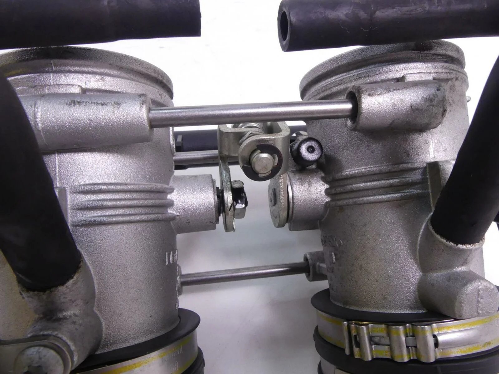 2014 BMW F800 GS K72 Throttle Body Fuel Injection Set 13548520781 - Image 9
