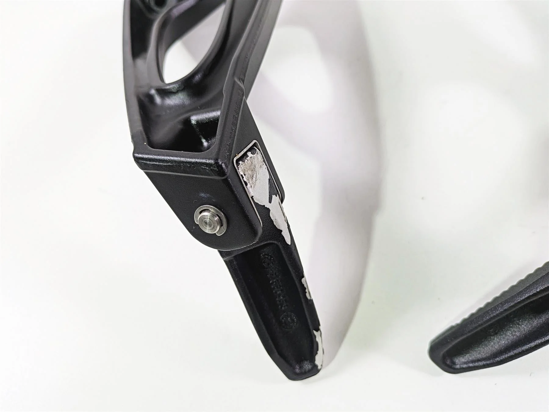 2014 BMW K1300S K40 Passenger Footpeg Foot Peg Set 46717715783 46717715784 - Image 10
