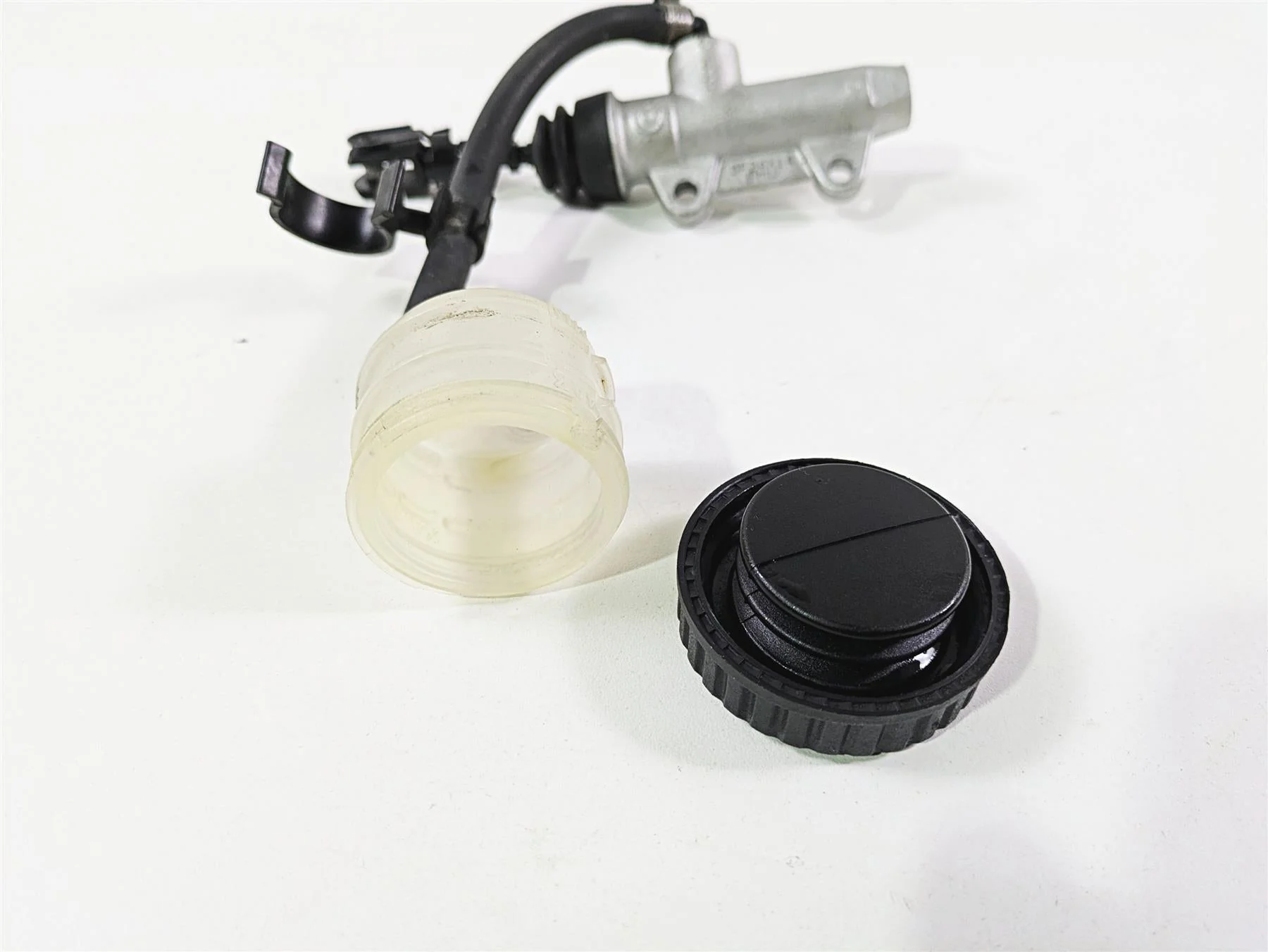 2014 BMW K1300S K40 Rear Brake Master Cylinder 14mm Brembo 34317696054 - Image 12