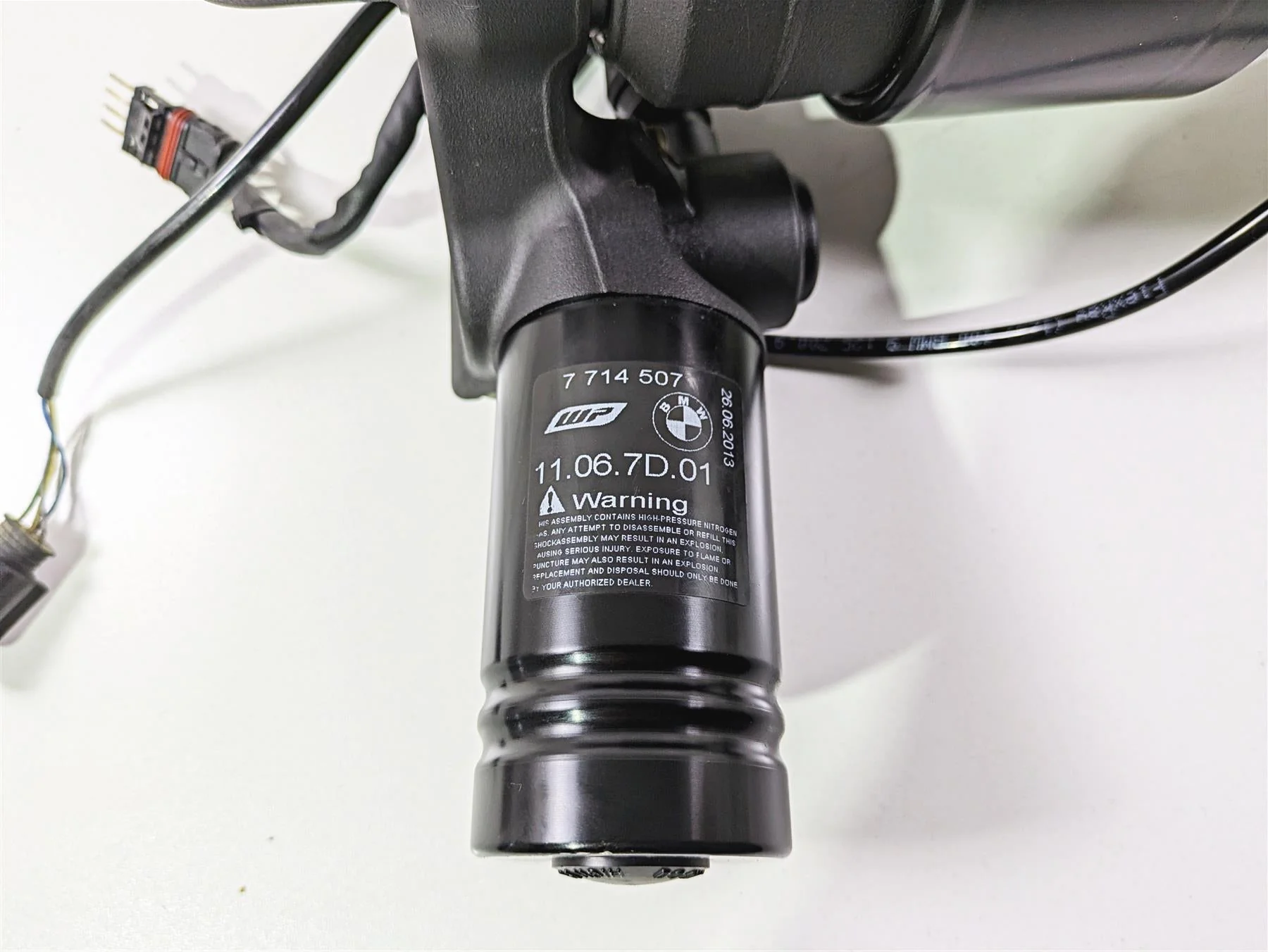 2014 BMW K1300S K40 Rear Suspension Shock Esa 7714507 33537714507 - Image 12