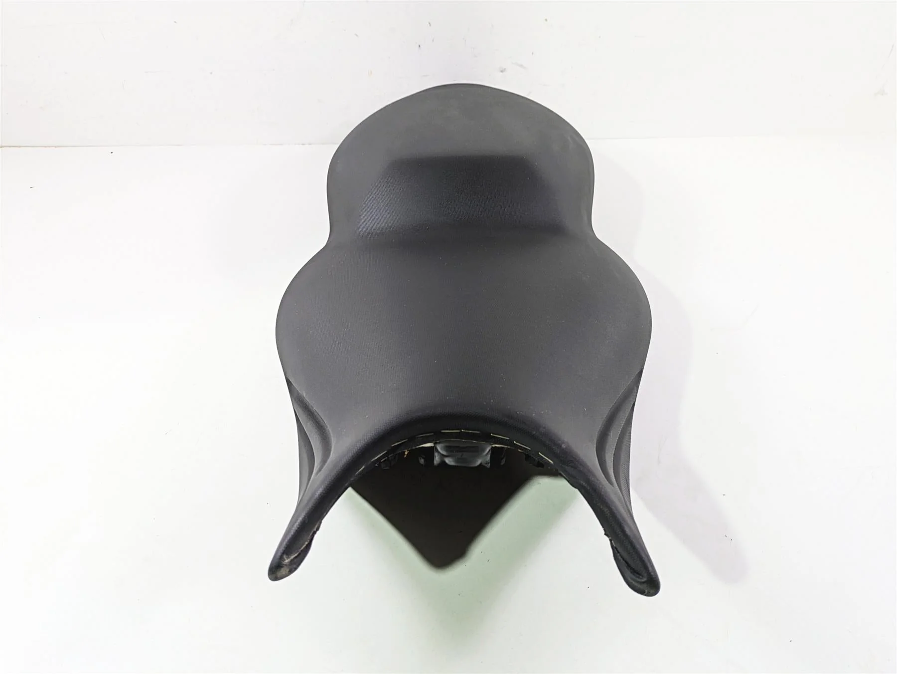 2014 BMW K1300S K40 Seat Saddle Low 790mm 52538528326 - Image 2
