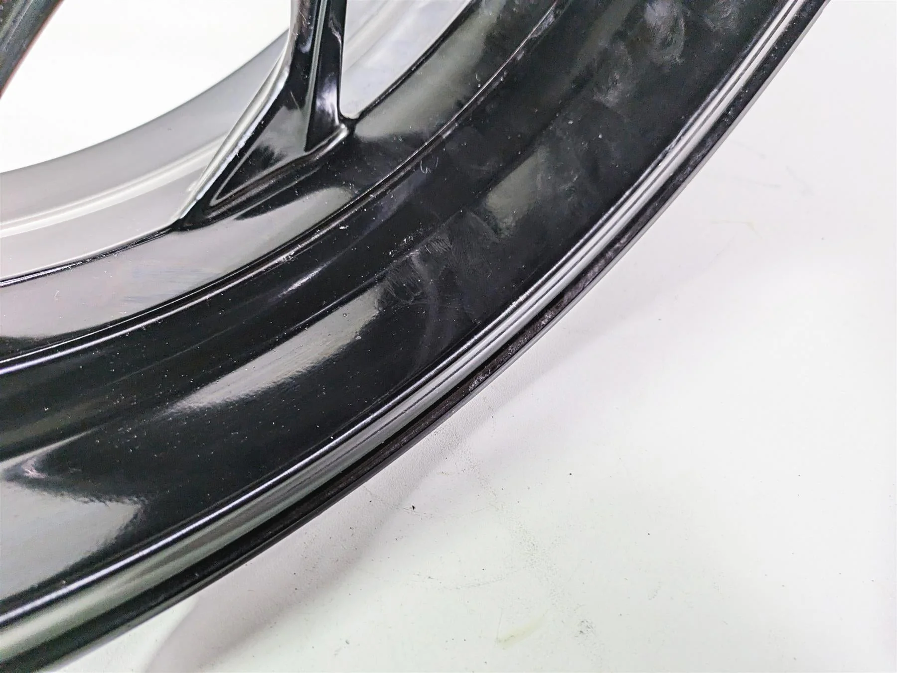 2014 BMW K1300S K40 Straight Rear Wheel Rim 17x6 36317717919 - Image 10