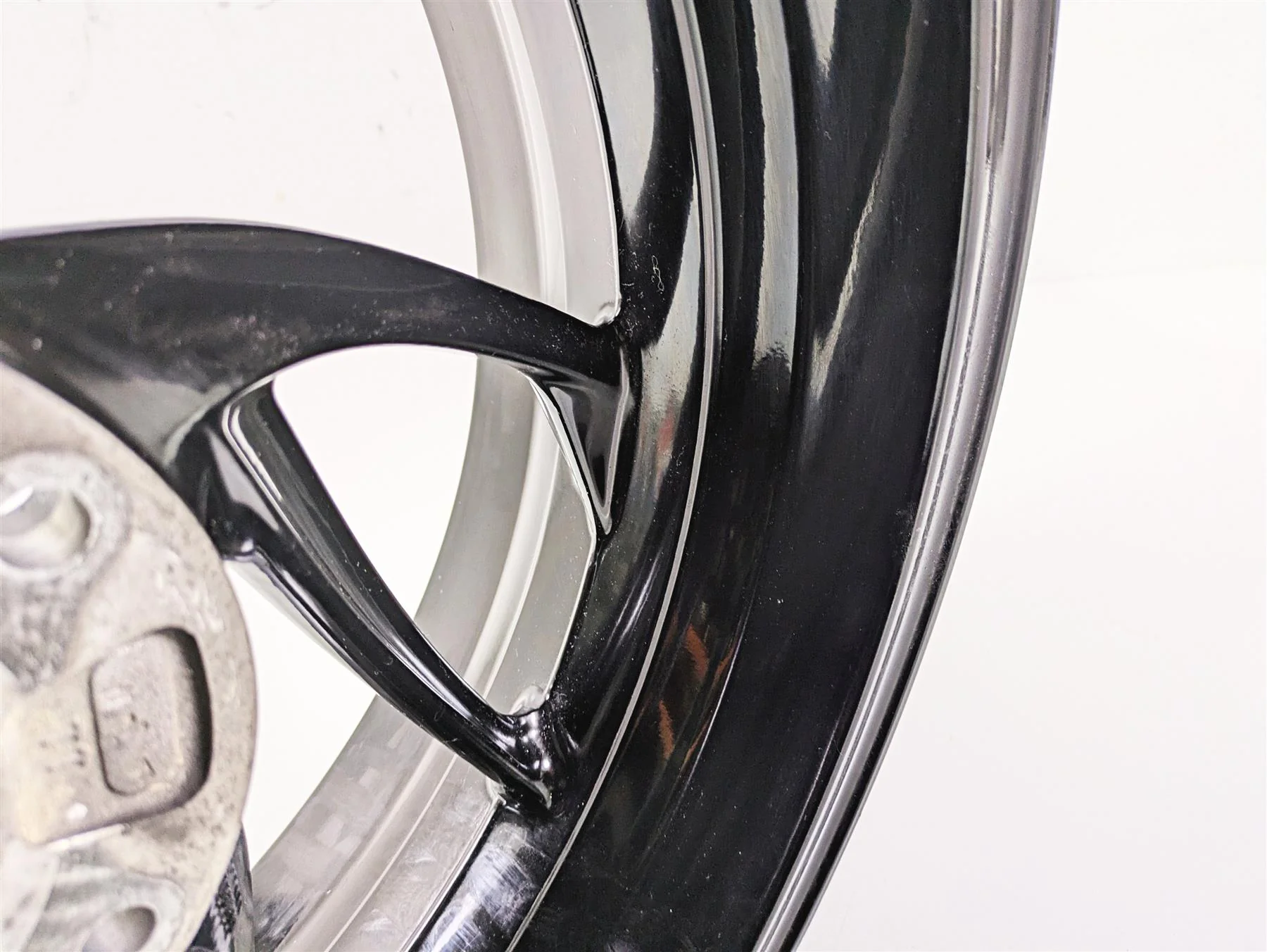 2014 BMW K1300S K40 Straight Rear Wheel Rim 17x6 36317717919 - Image 11