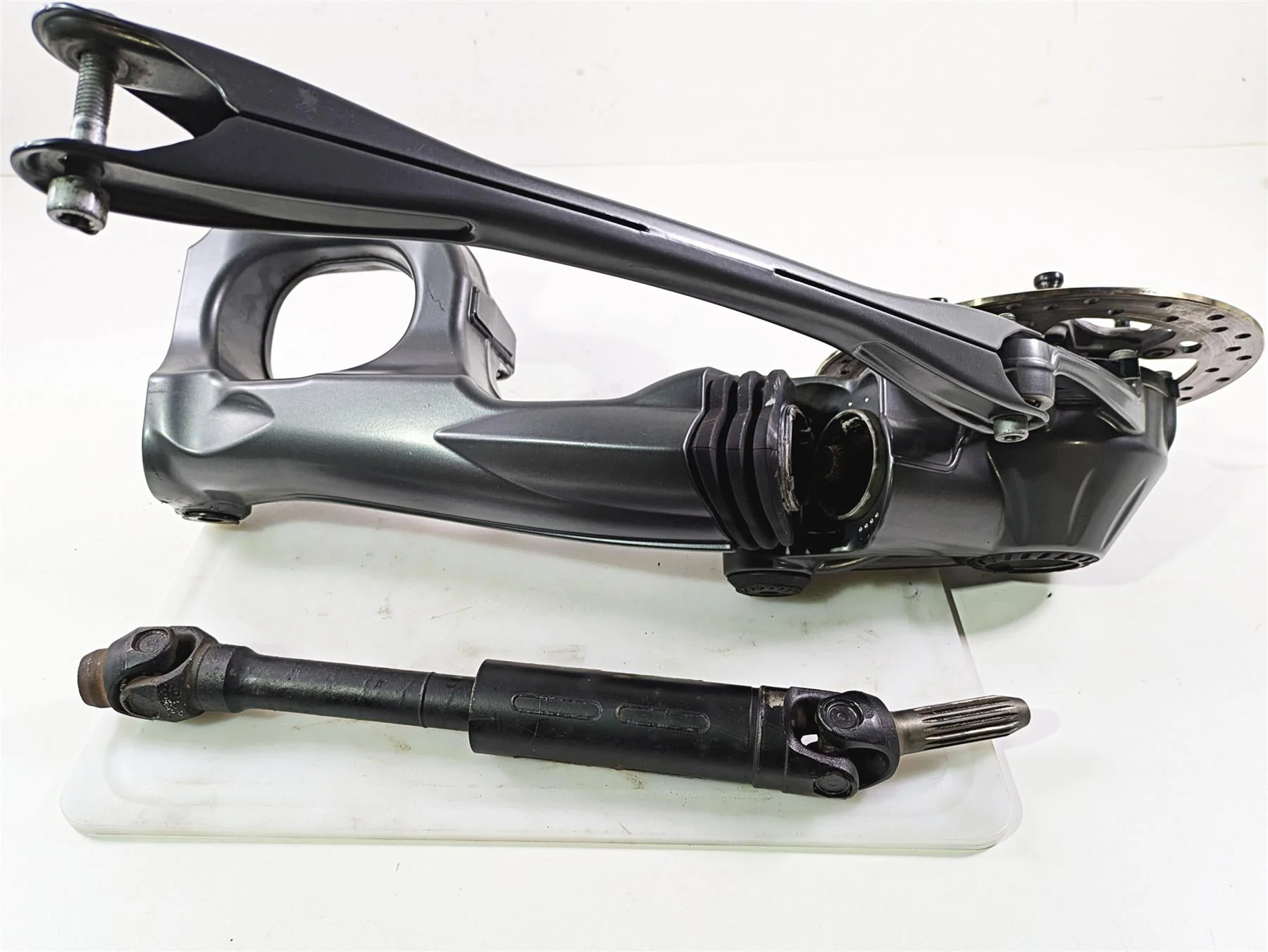 2014 BMW K1300S K40 Swingarm Differential Drive Shaft I=31:11=2,82 33118528991