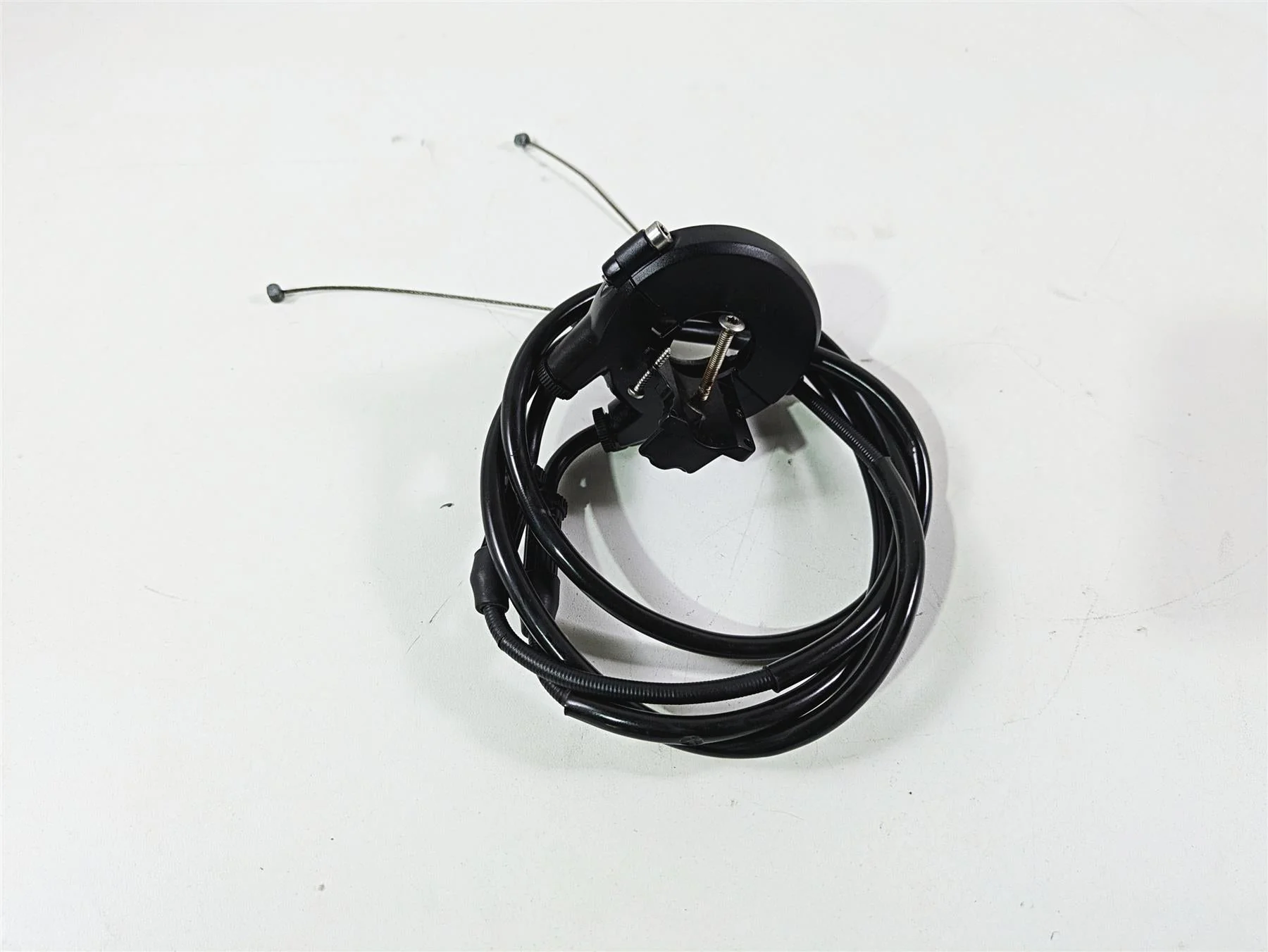 2014 BMW K1300S K40 Throttle Cable Control Set 32737713443 32737713444 - Image 2