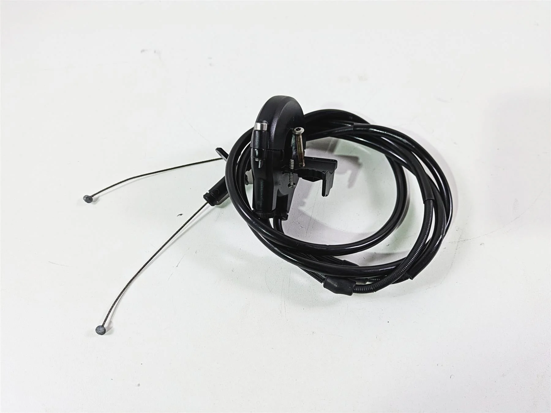 2014 BMW K1300S K40 Throttle Cable Control Set 32737713443 32737713444 - Image 3