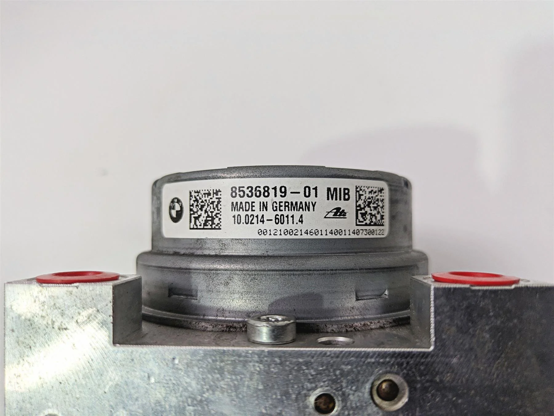 2014 BMW K1600 GTL  K48 Abs Brake Pump Module Unit Pressure 34518526235 - Image 9