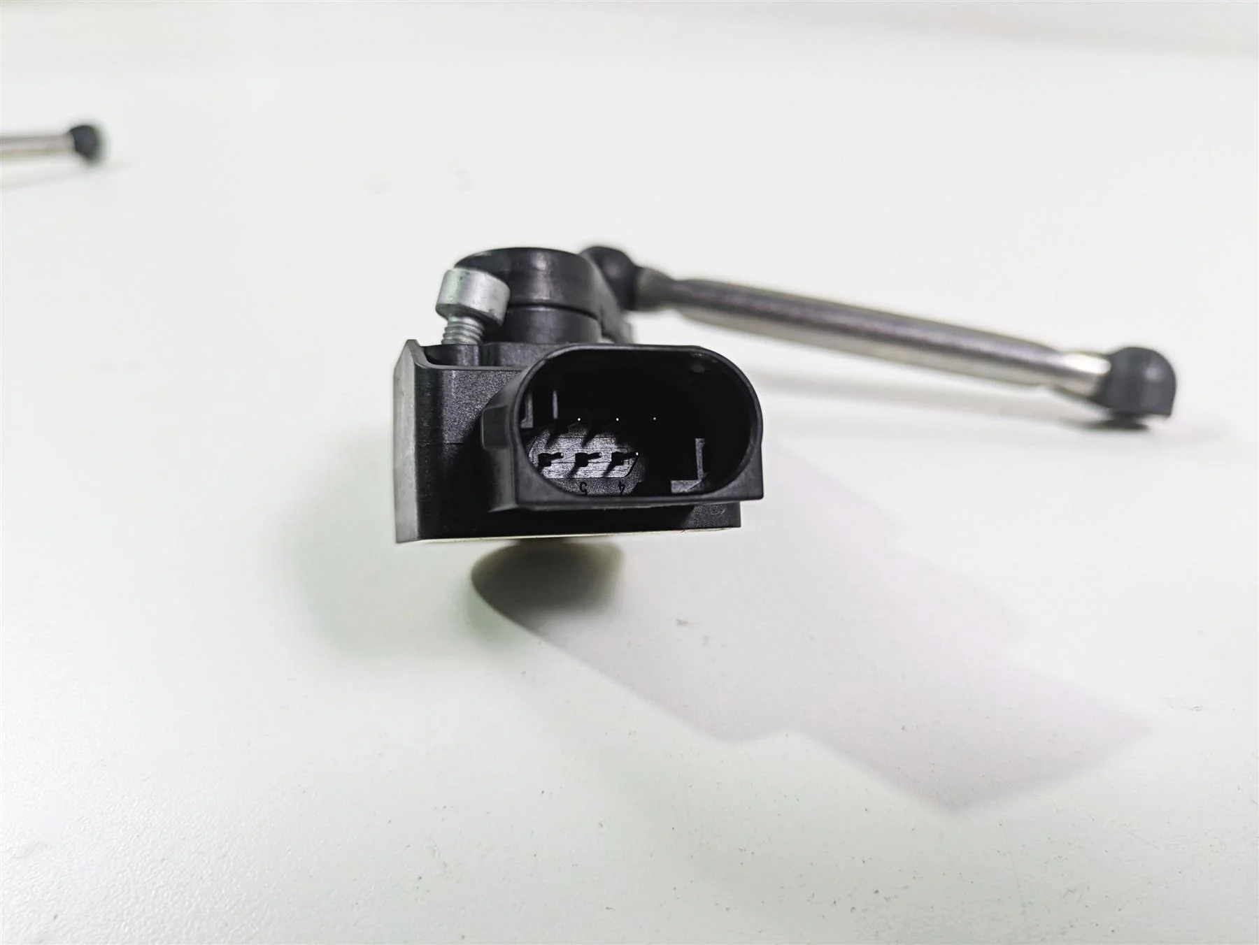 2014 BMW K1600 GTL  K48 Bike Height Level Sensor Set 37146784072 - Image 7