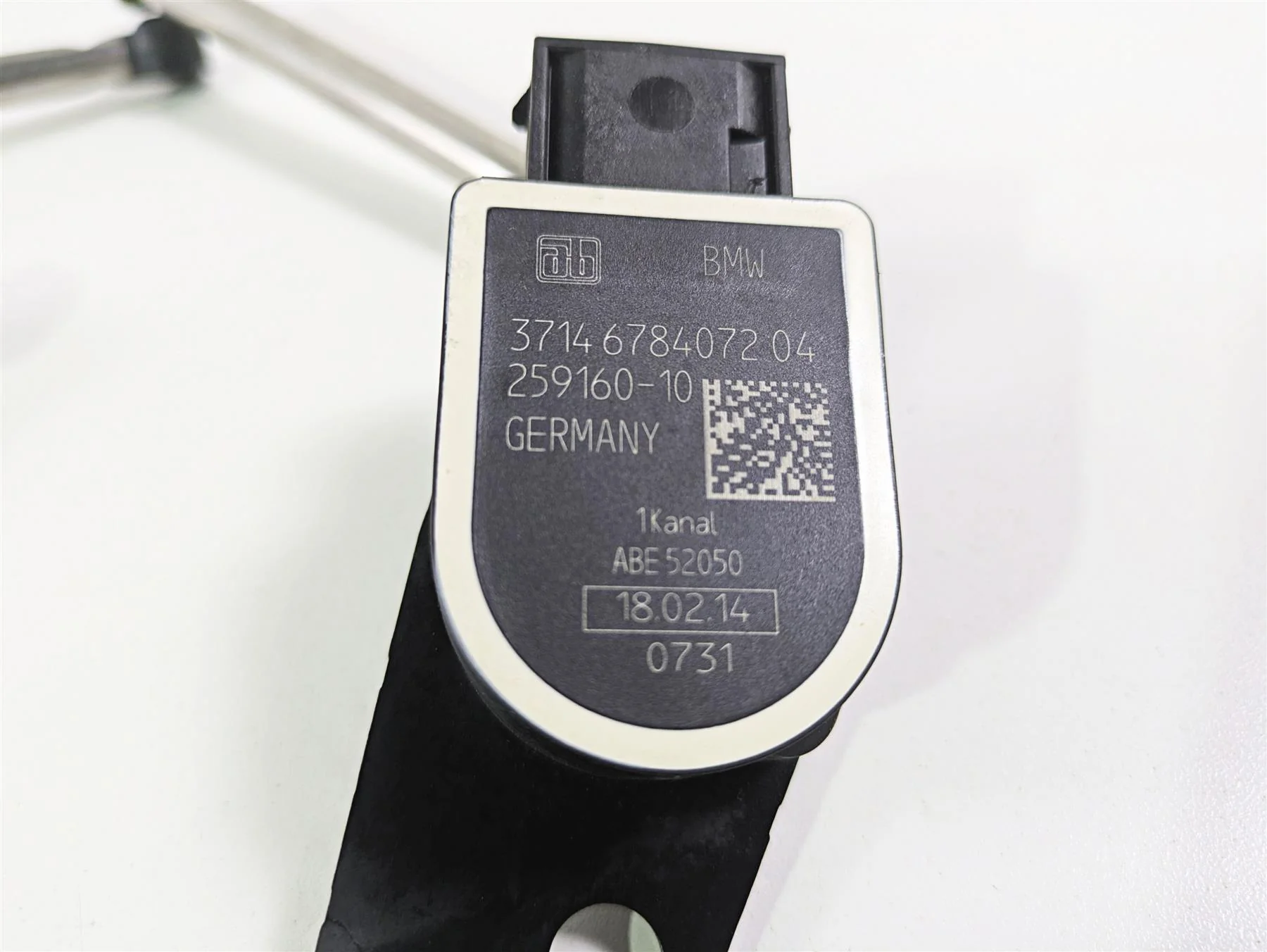 2014 BMW K1600 GTL  K48 Bike Height Level Sensor Set 37146784072 - Image 9