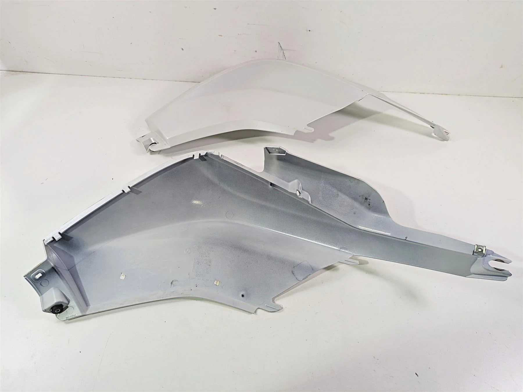 2014 BMW K1600 GTL  K48 Fuel Tank Fairing Cover Set - Read 46637710451 - Image 5