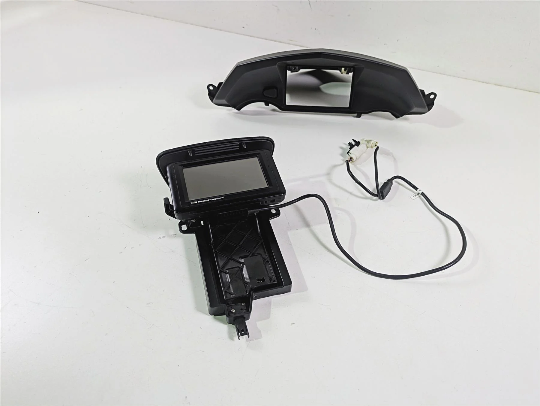 2014 BMW K1600 GTL  K48 Gps Navigator IV 4 Set + Mount & Cover 46637724088 - Image 12