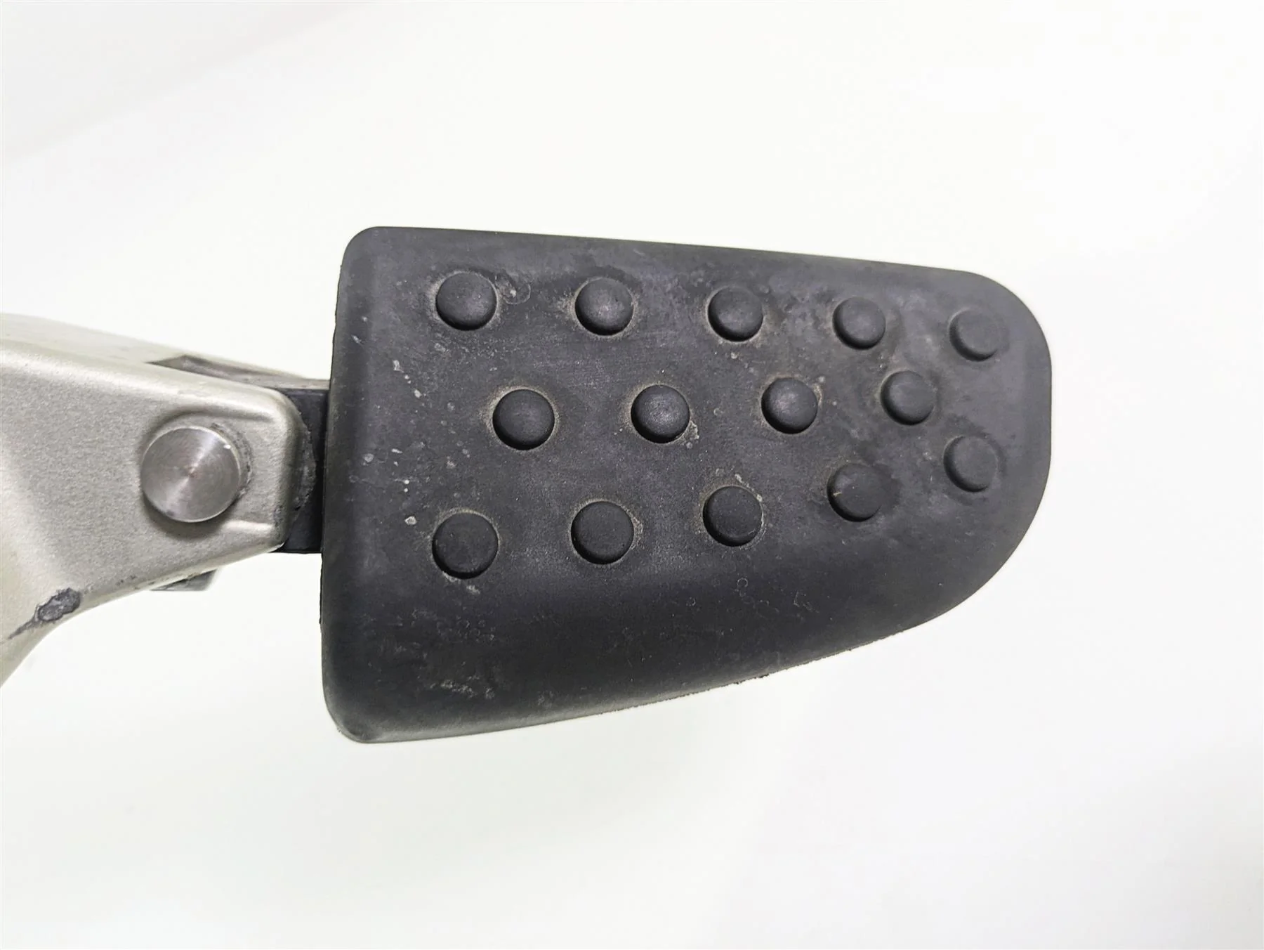 2014 BMW K1600 GTL  K48 Left Footpeg Foot Peg Mount 46717728223 46718549079 - Image 2