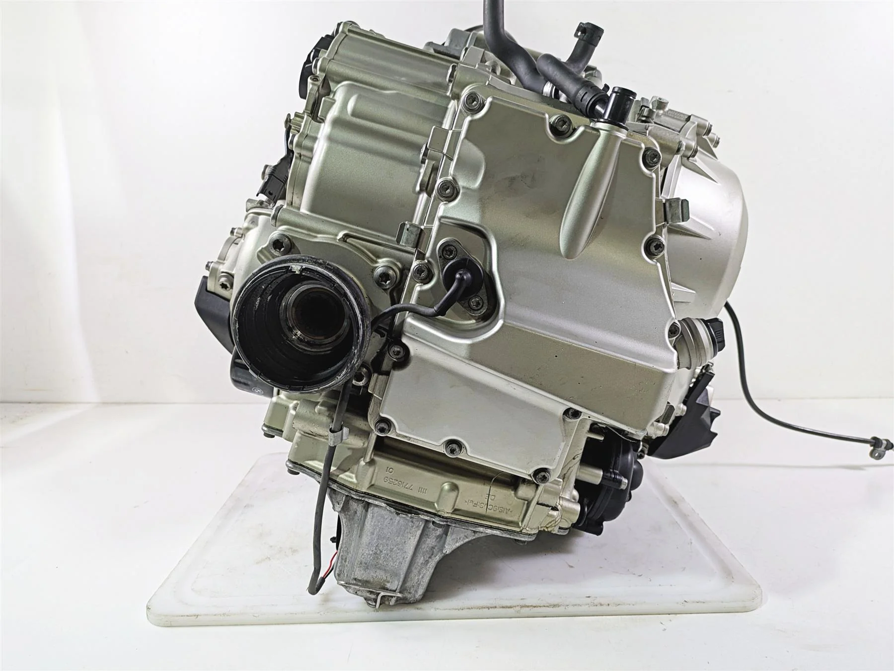 2014 BMW K1600 GTL  K48 Lower Engine Bottom End Crankcase 20k 11008564612 - Image 6