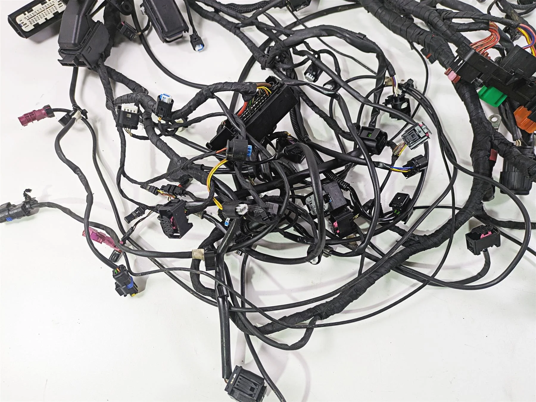 2014 BMW K1600 GTL  K48 Main & Engine Wiring Harness 61118549680 12517724395 - Image 5