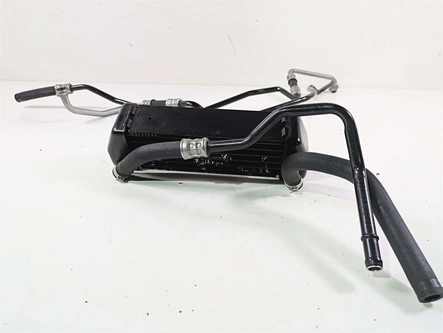 2014 BMW K1600 GTL  K48 Oil Cooler + Lines & Cover Set 17217723495 - Image 3