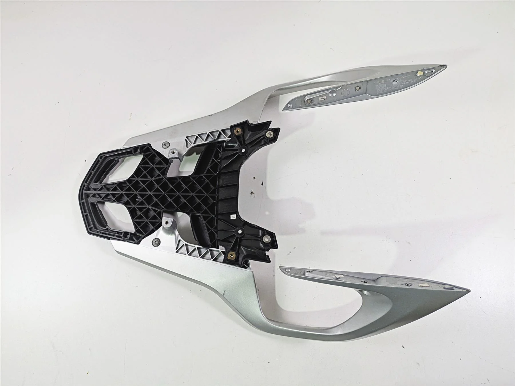 2014 BMW K1600 GTL  K48 Rear Passenger Handle Grab Bar 46548540953 46548540954 - Image 6