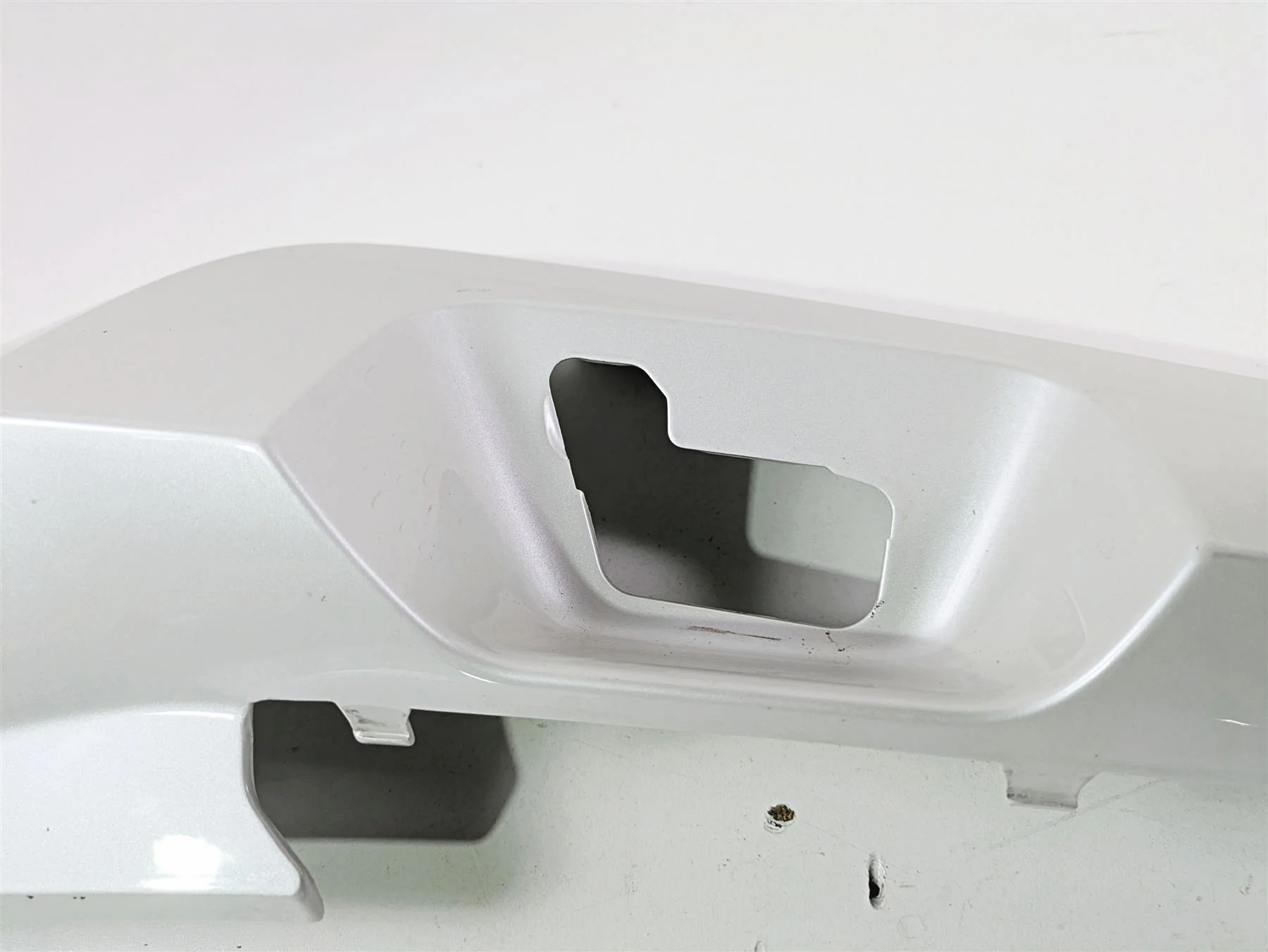 2014 BMW K1600 GTL  K48 Rear Tail Fairing Cover Cowl Set 46627709505 - Image 10