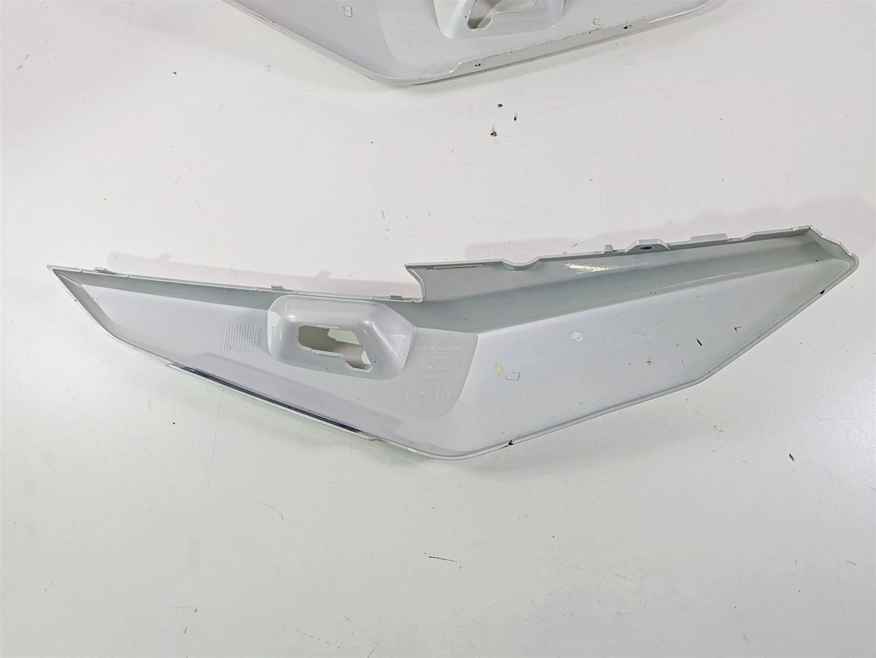 2014 BMW K1600 GTL  K48 Rear Tail Fairing Cover Cowl Set 46627709505 - Image 7