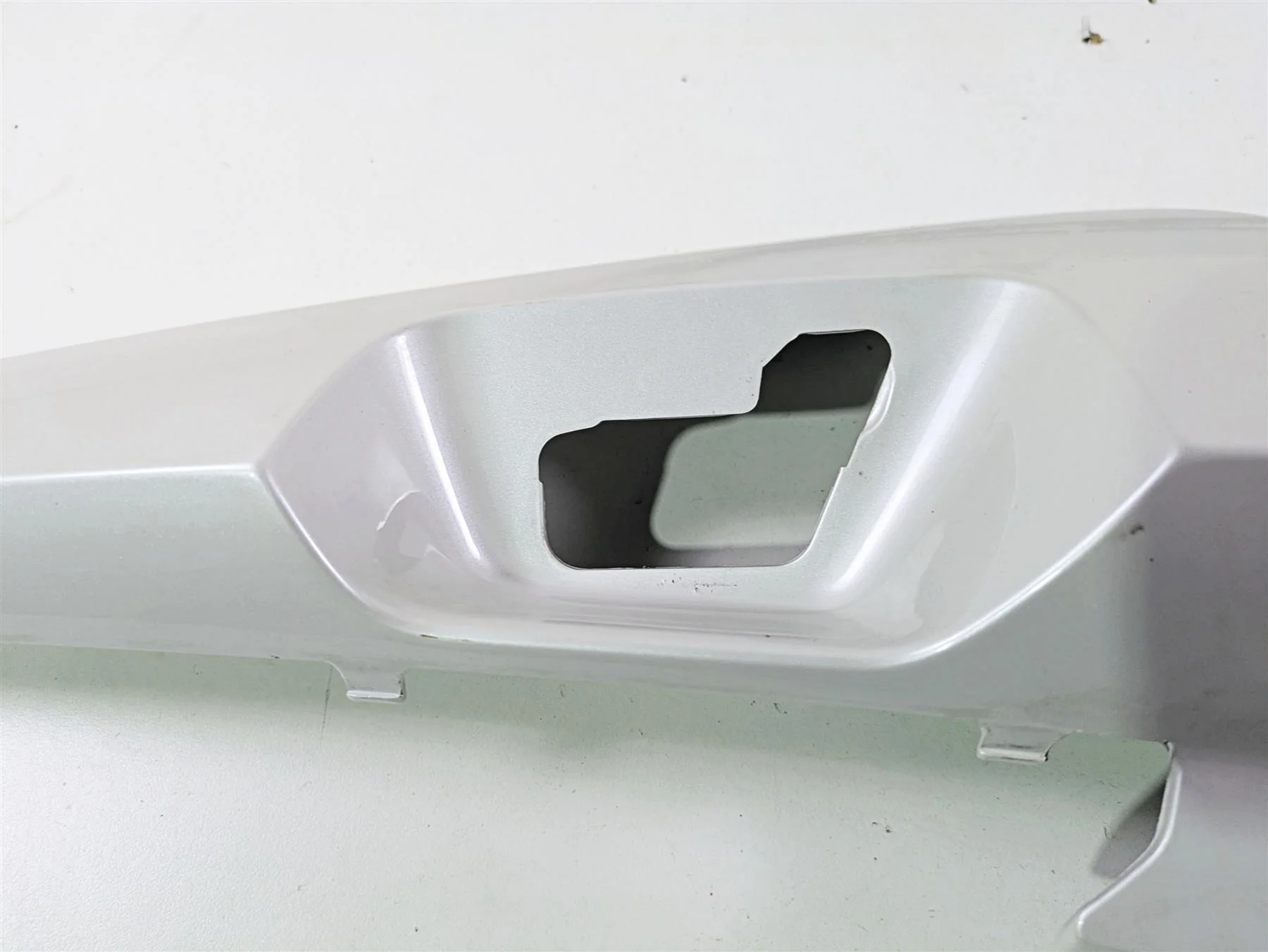 2014 BMW K1600 GTL  K48 Rear Tail Fairing Cover Cowl Set 46627709505 - Image 9