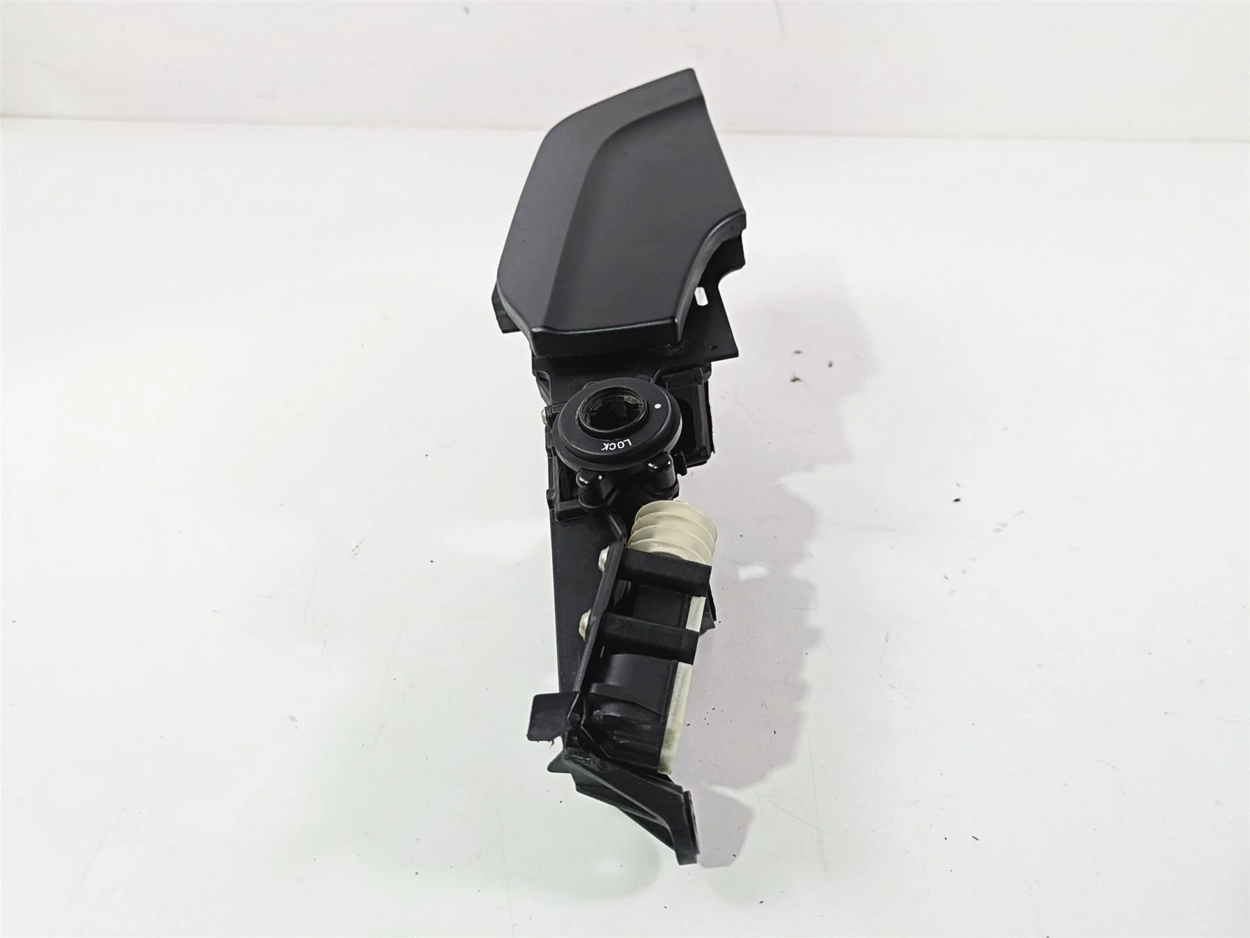 2014 BMW K1600 GTL  K48 Right Storage Compartment Box 46637710448 - Image 2