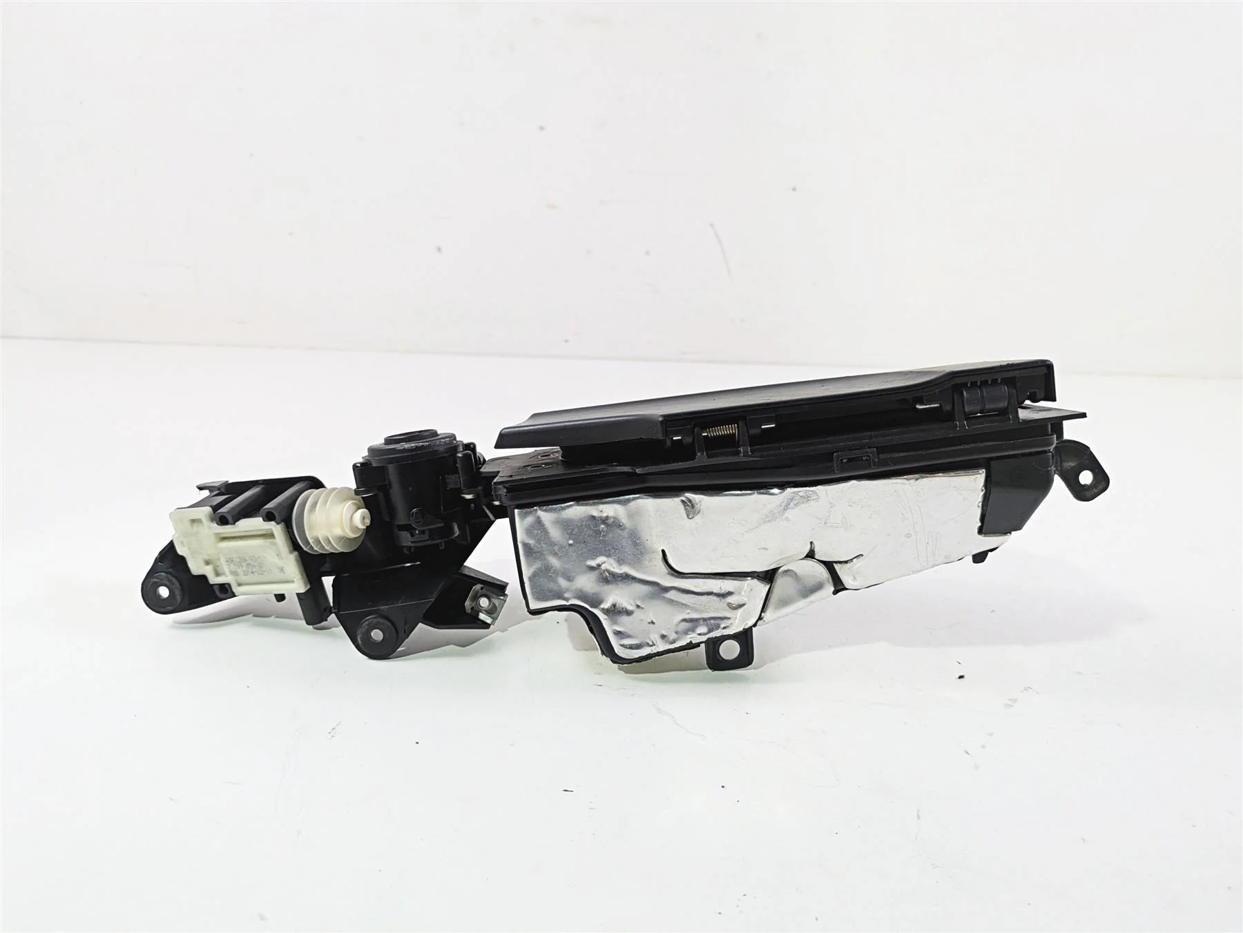 2014 BMW K1600 GTL  K48 Right Storage Compartment Box 46637710448 - Image 3